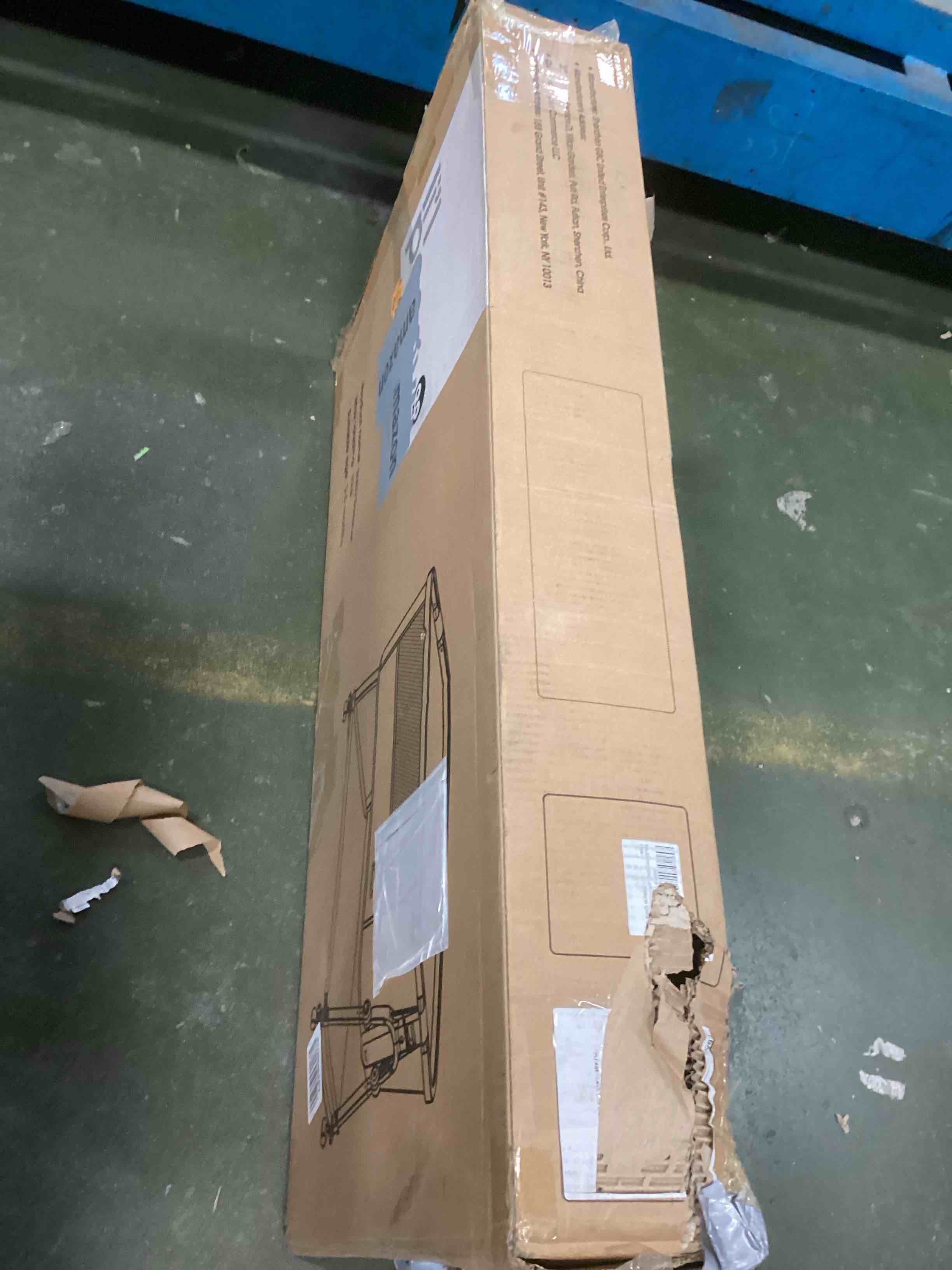 https://s3.amazonaws.com/lotting-images-prod/bidfta/YEL6401844_1715435931796.jpeg