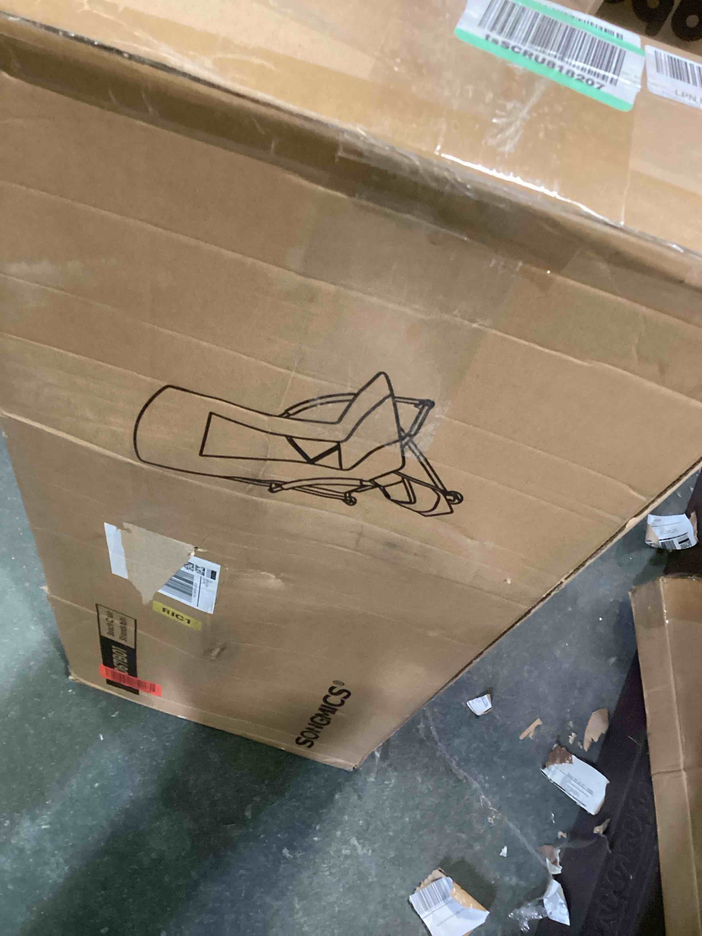 https://s3.amazonaws.com/lotting-images-prod/bidfta/YEL6401896_1715443300724.jpeg