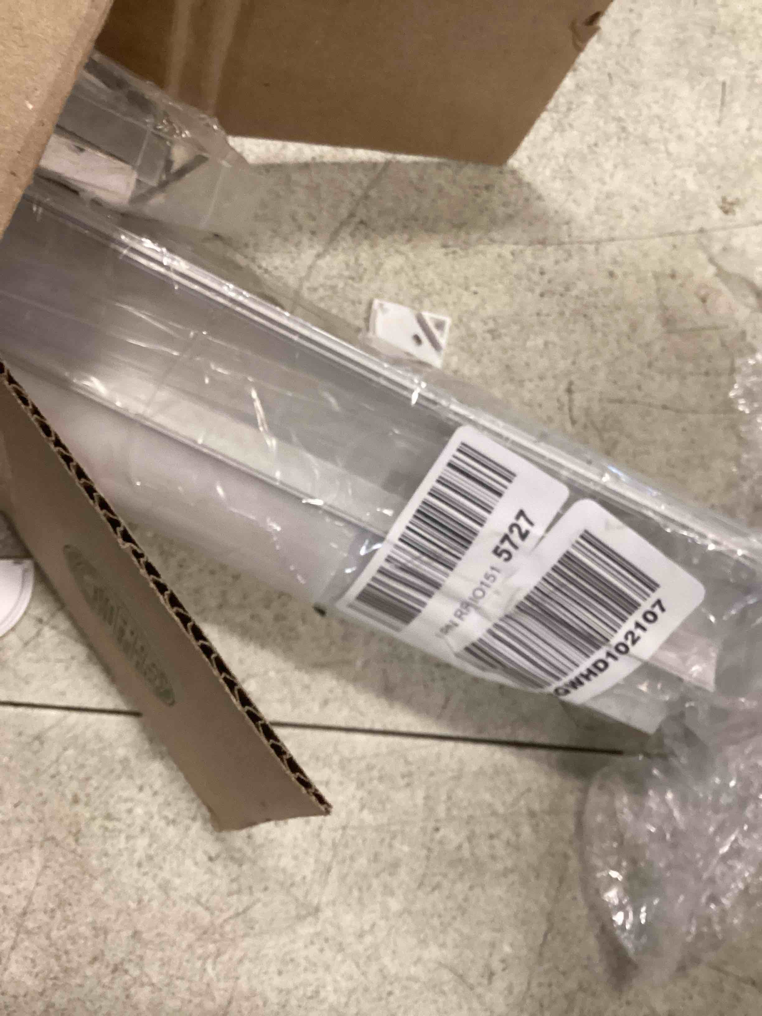 https://s3.amazonaws.com/lotting-images-prod/bidfta/YEL6401946_1715604471680.jpeg