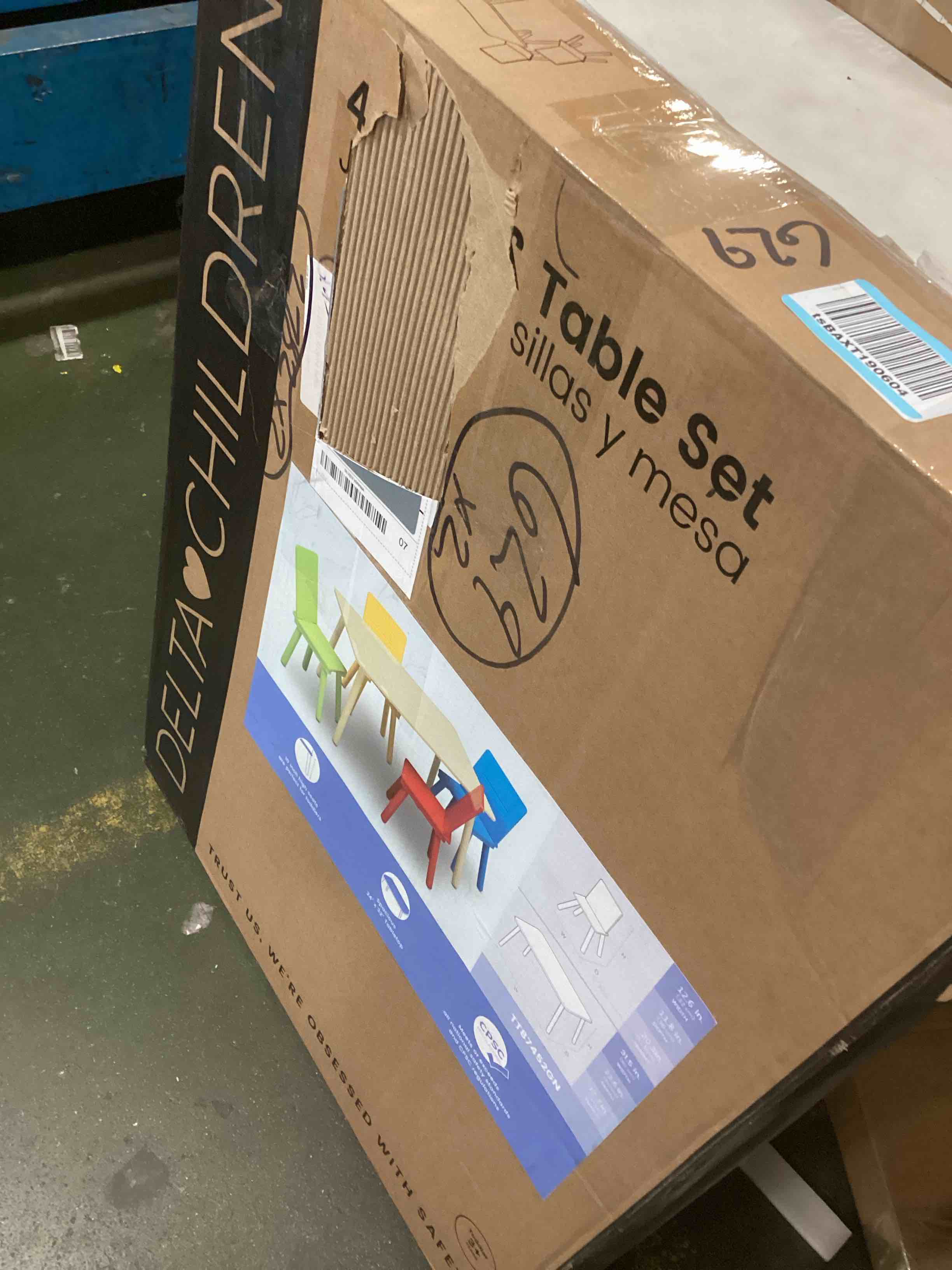 https://s3.amazonaws.com/lotting-images-prod/bidfta/YEL6402264_1715693481046.jpeg