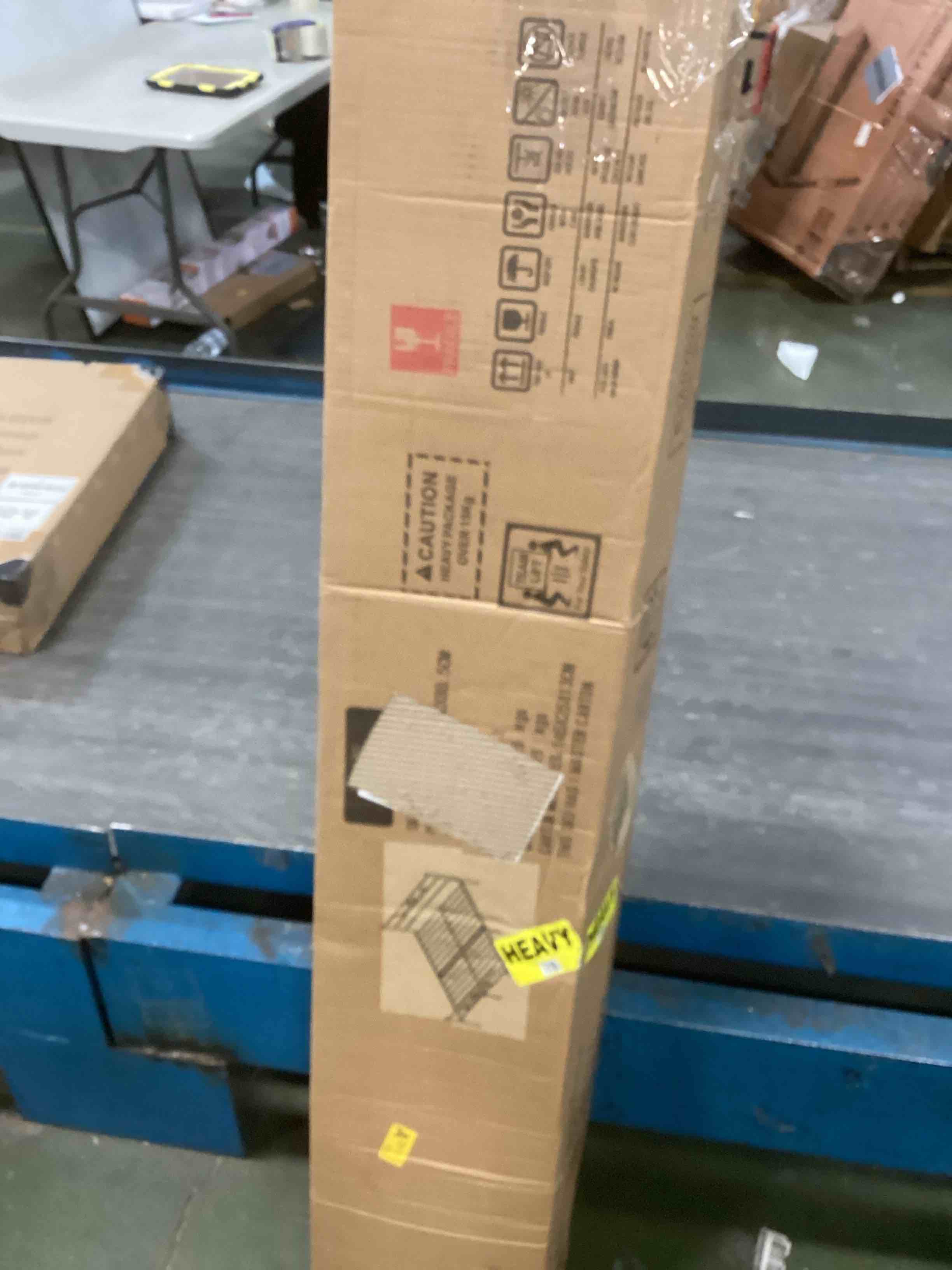 https://s3.amazonaws.com/lotting-images-prod/bidfta/YEL6402295_1715698266339.jpeg