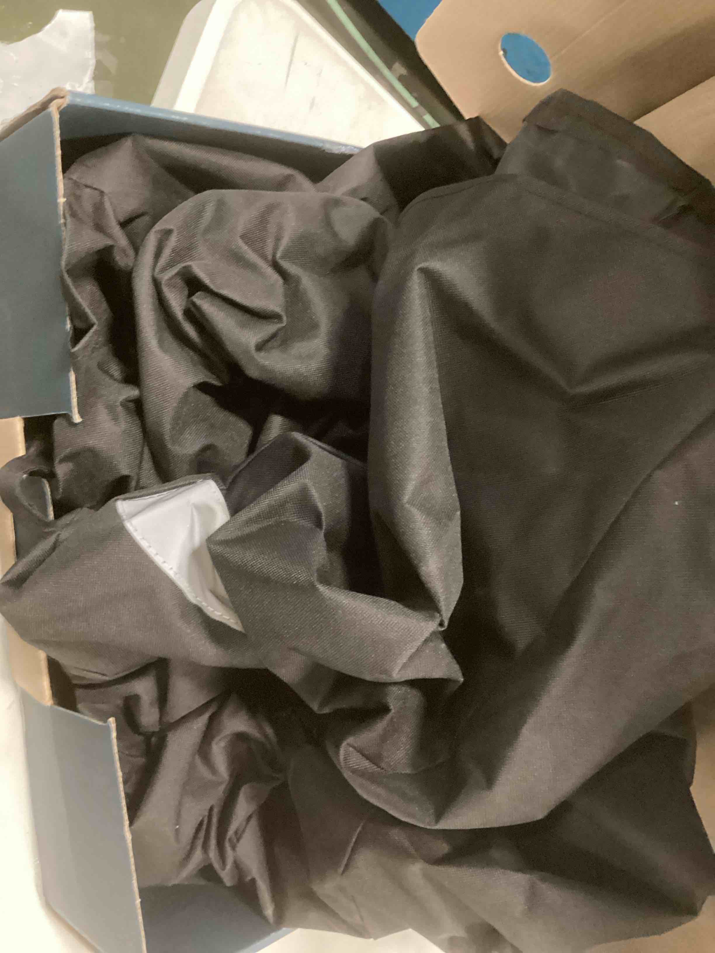 https://s3.amazonaws.com/lotting-images-prod/bidfta/YEL6402345_1715704582507.jpeg