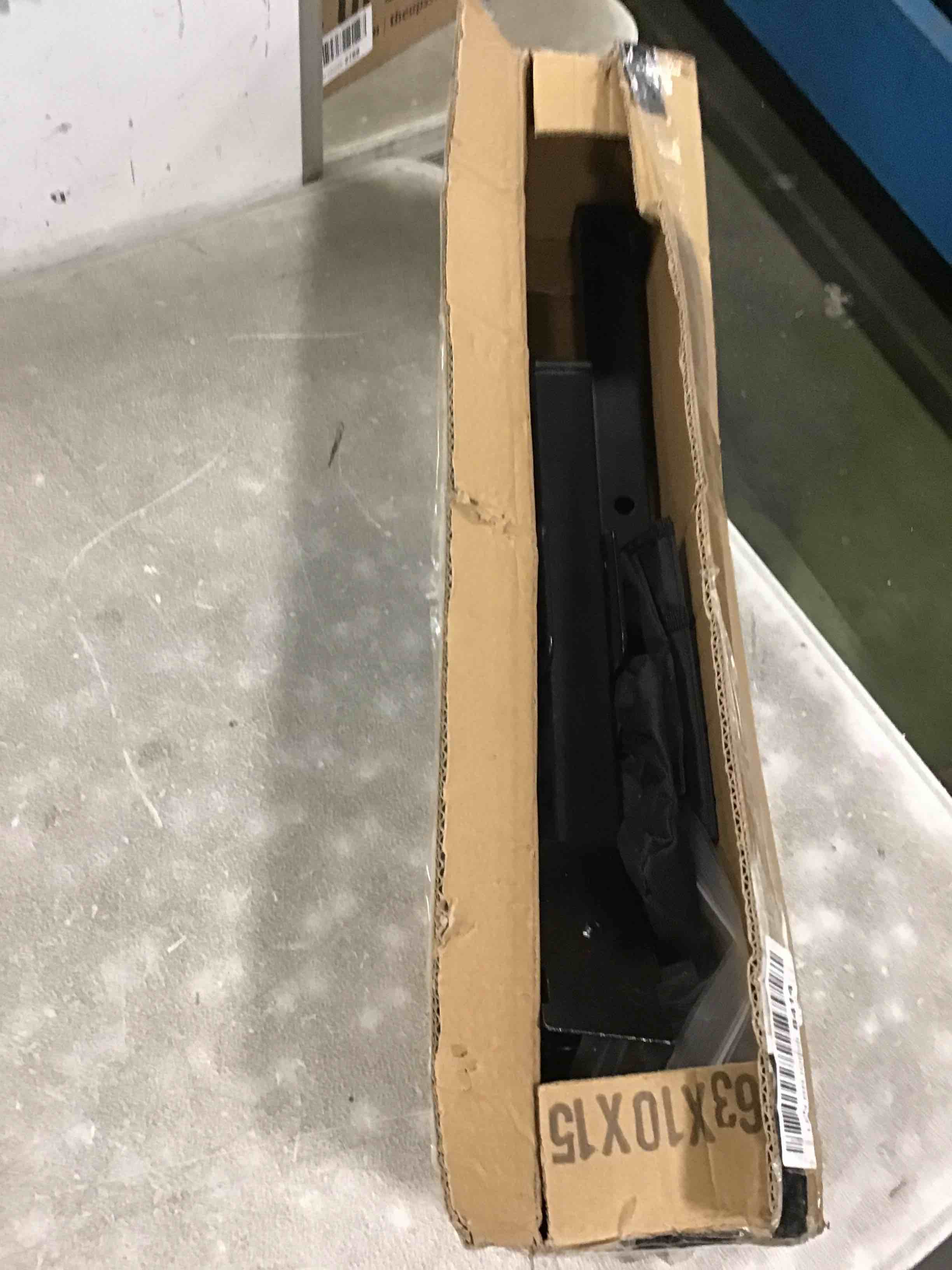 https://s3.amazonaws.com/lotting-images-prod/bidfta/YEL6403026_1715268138909.jpeg