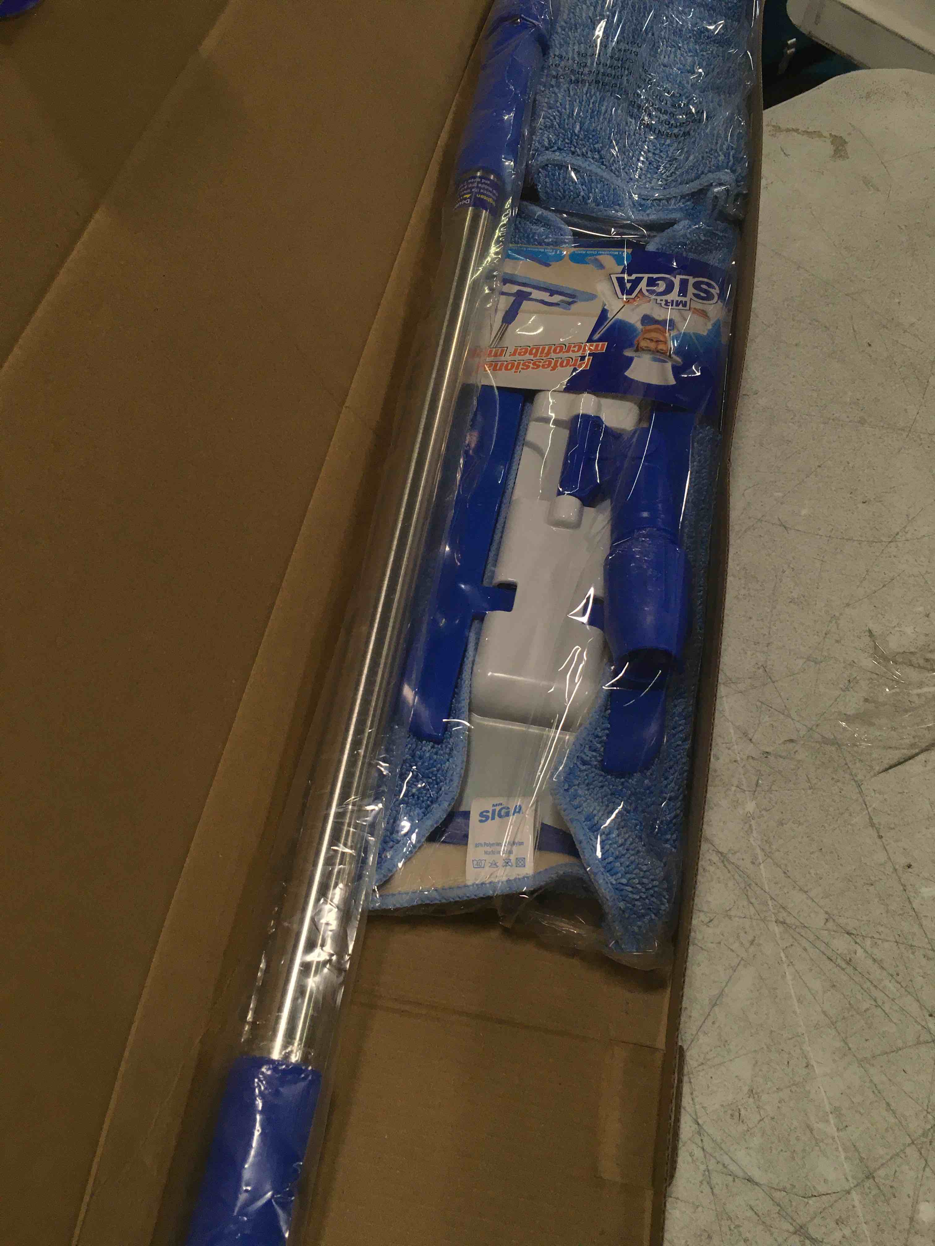 https://s3.amazonaws.com/lotting-images-prod/bidfta/YEL6403809_1715711104765.jpeg
