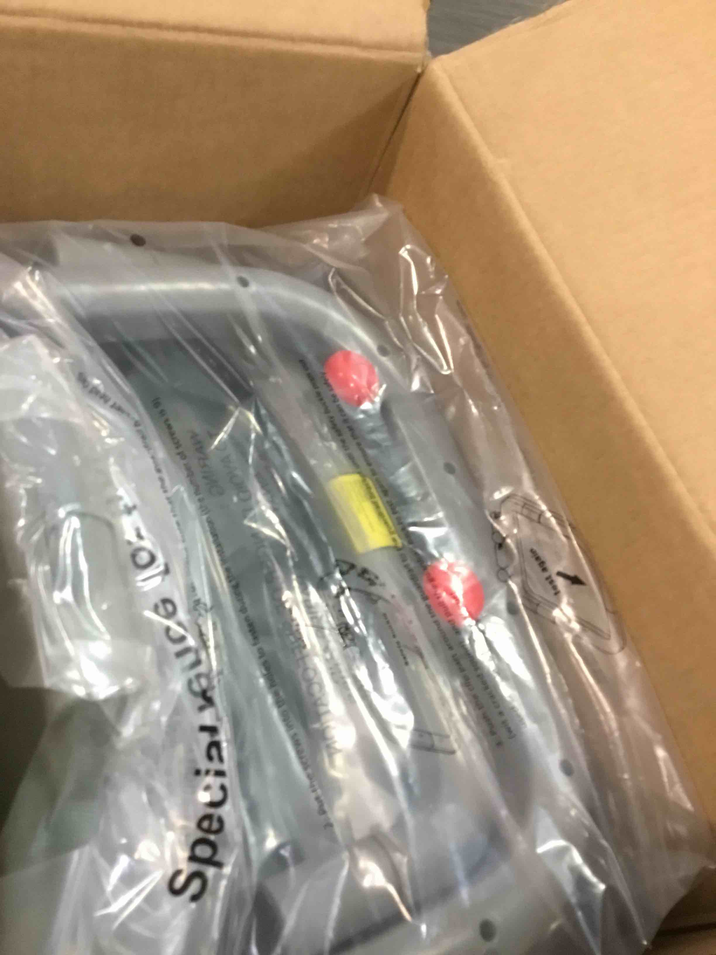 https://s3.amazonaws.com/lotting-images-prod/bidfta/YEL6404260_1716999733210.jpeg