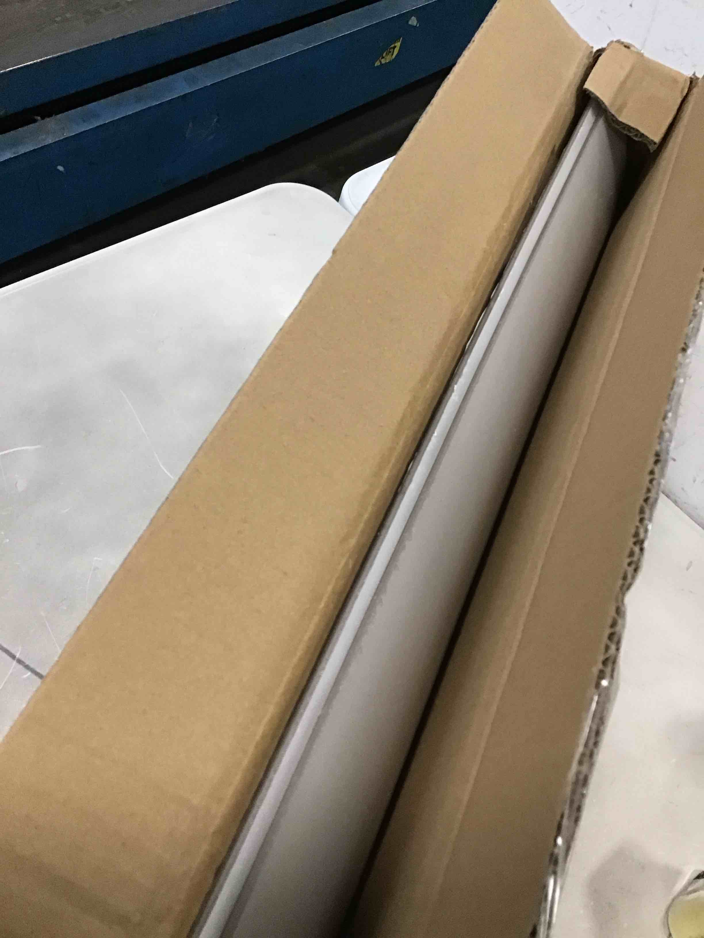https://s3.amazonaws.com/lotting-images-prod/bidfta/YEL6404661_1717162491003.jpeg