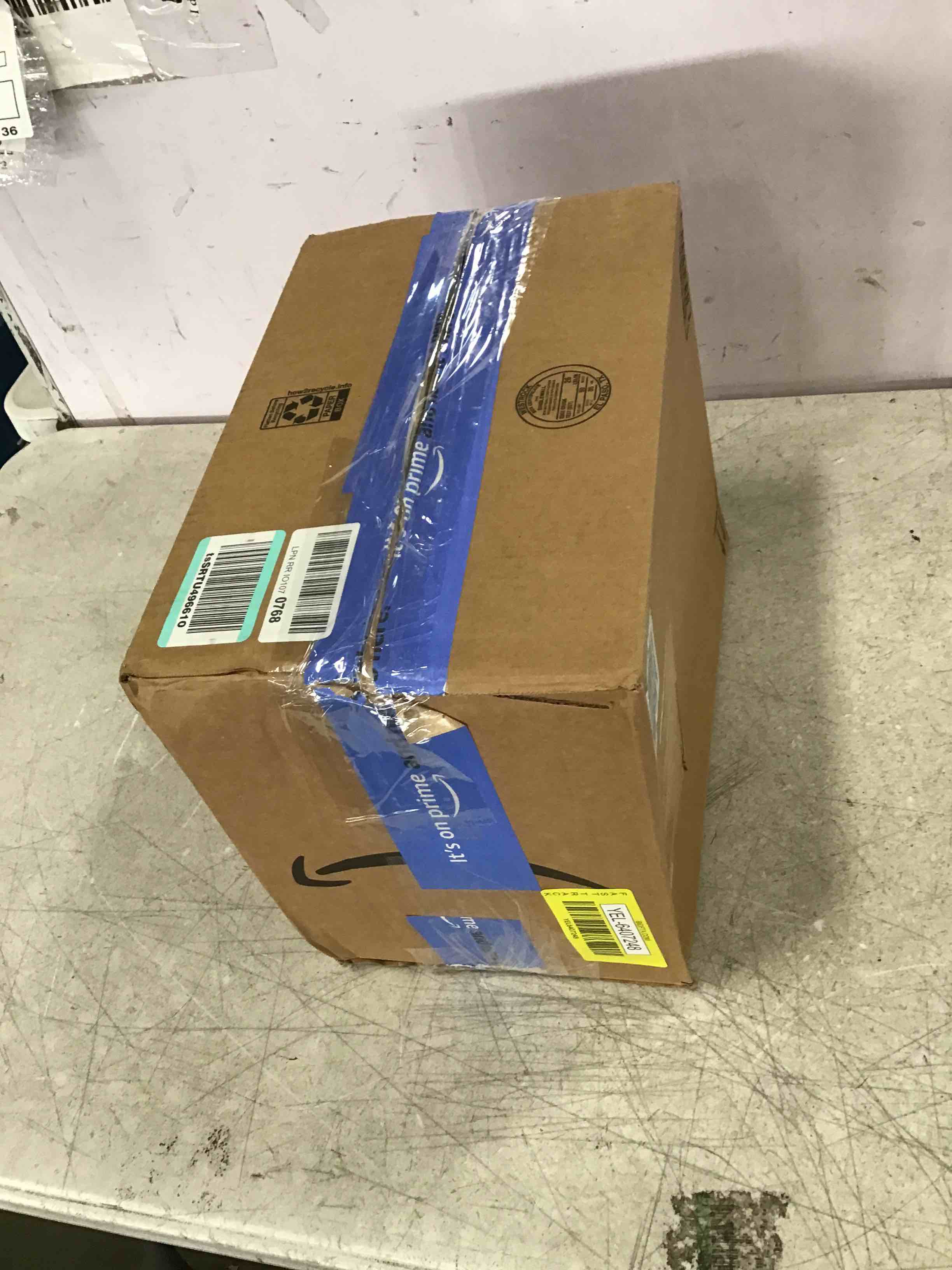 https://s3.amazonaws.com/lotting-images-prod/bidfta/YEL6407248_1717069101352.jpeg