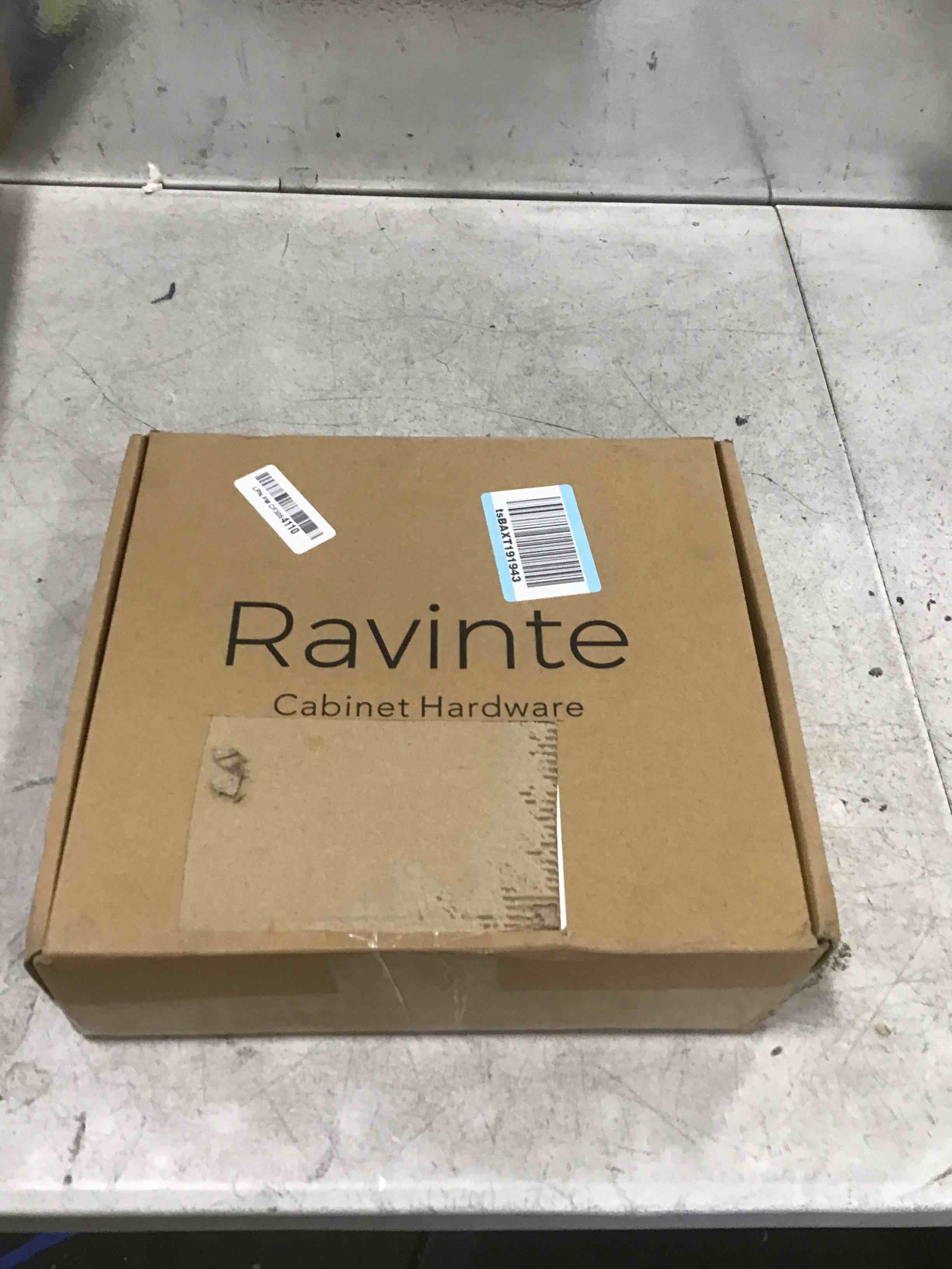https://s3.amazonaws.com/lotting-images-prod/bidfta/YEL6408427_1717531113139.jpeg