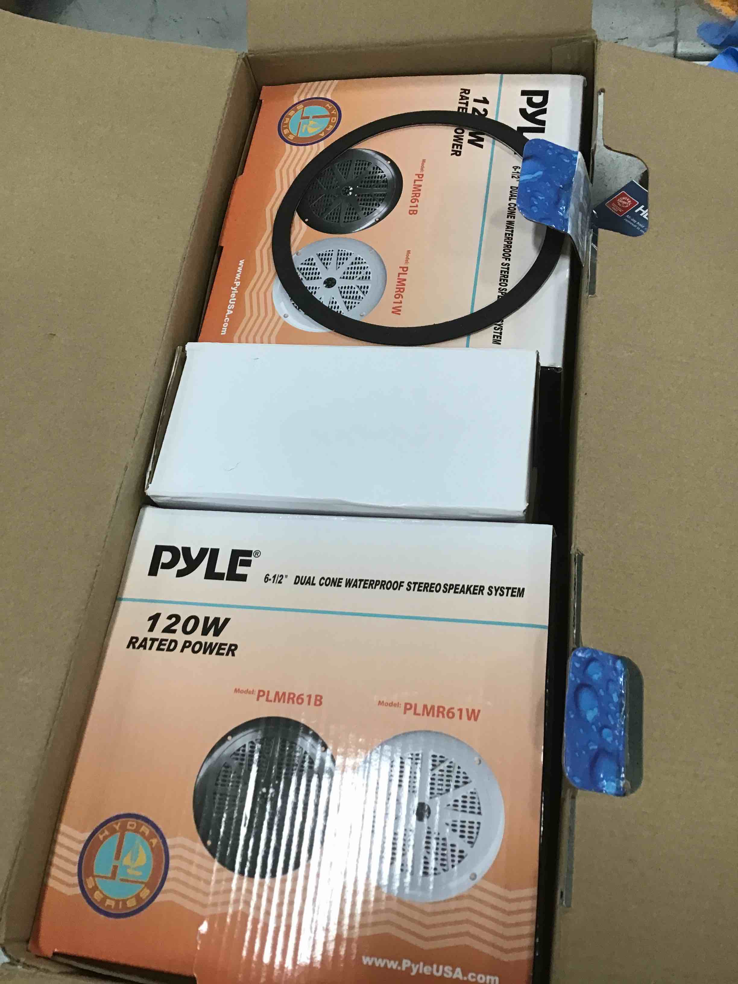 https://s3.amazonaws.com/lotting-images-prod/bidfta/YEL6408430_1717531469140.jpeg
