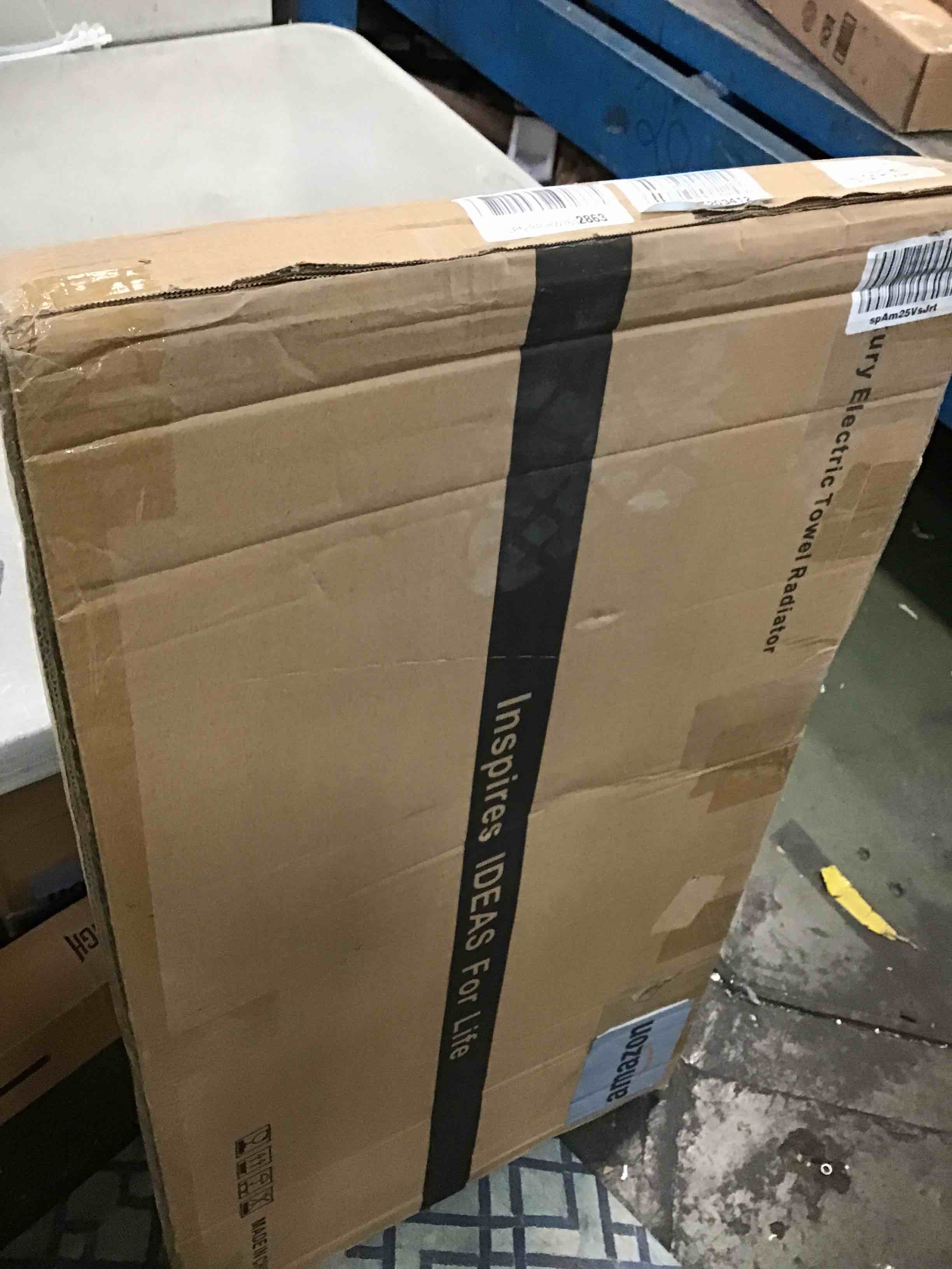 https://s3.amazonaws.com/lotting-images-prod/bidfta/YEL6410034_1717085776599.jpeg