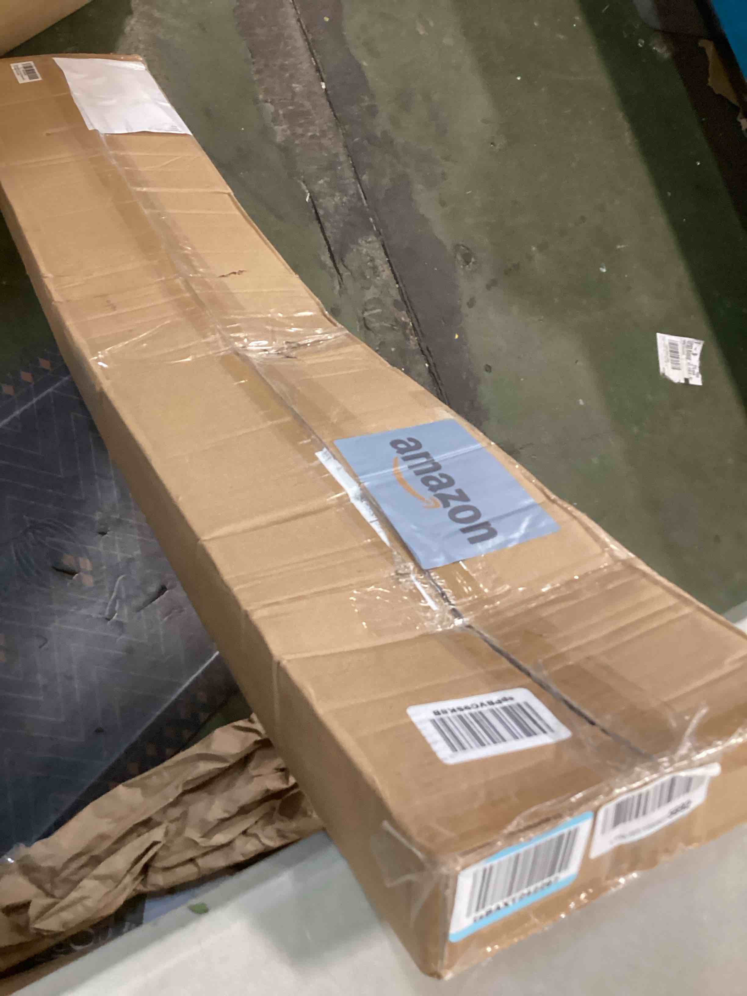 https://s3.amazonaws.com/lotting-images-prod/bidfta/YEL6411207_1717601927134.jpeg