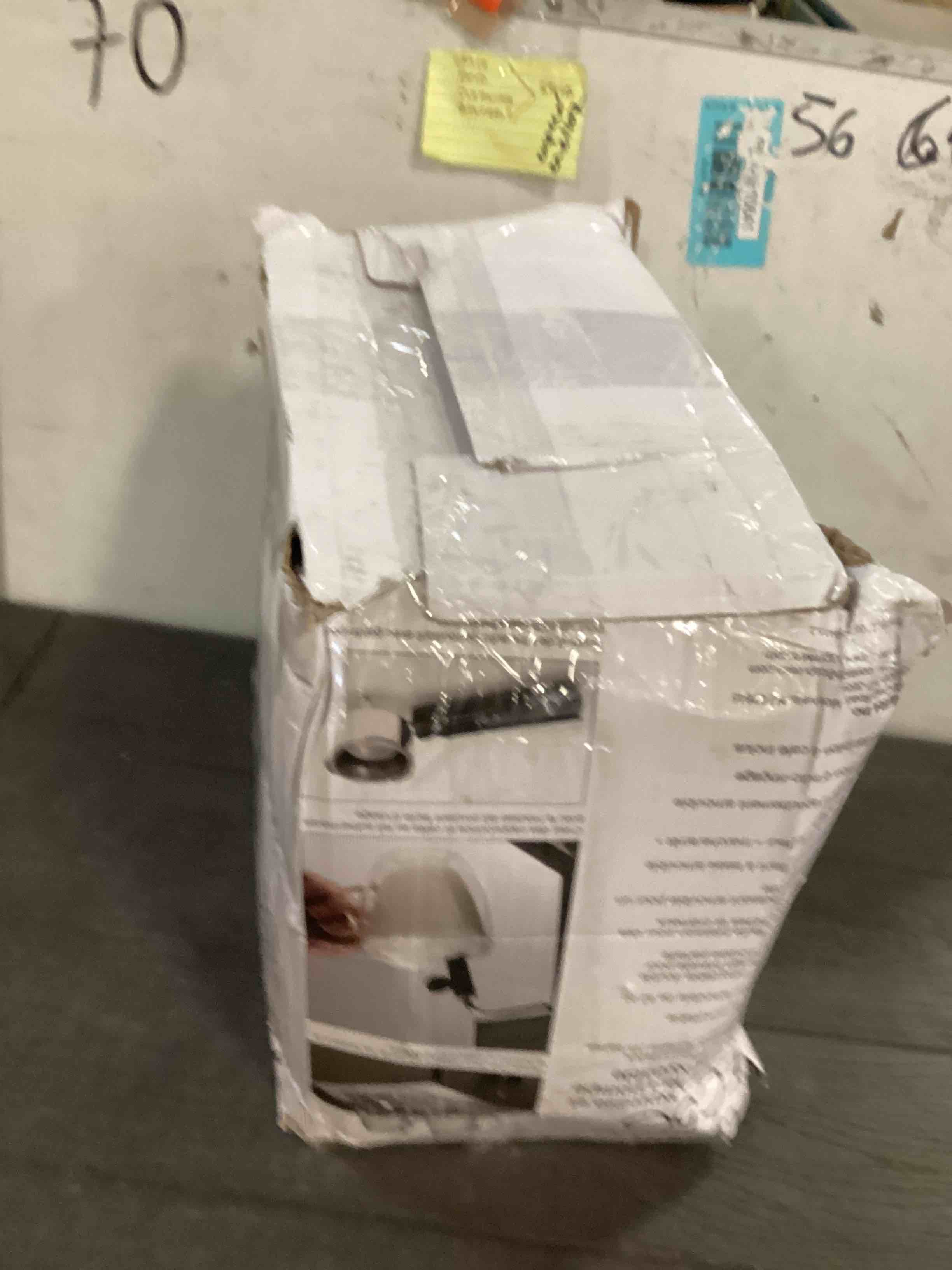 https://s3.amazonaws.com/lotting-images-prod/bidfta/YEL6411571_1716986958077.jpeg