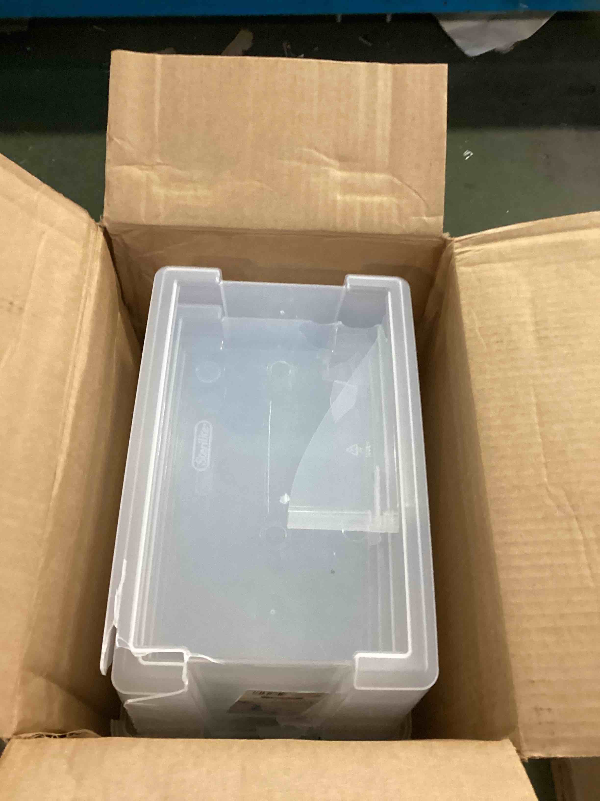 https://s3.amazonaws.com/lotting-images-prod/bidfta/YEL6411584_1716988532488.jpeg