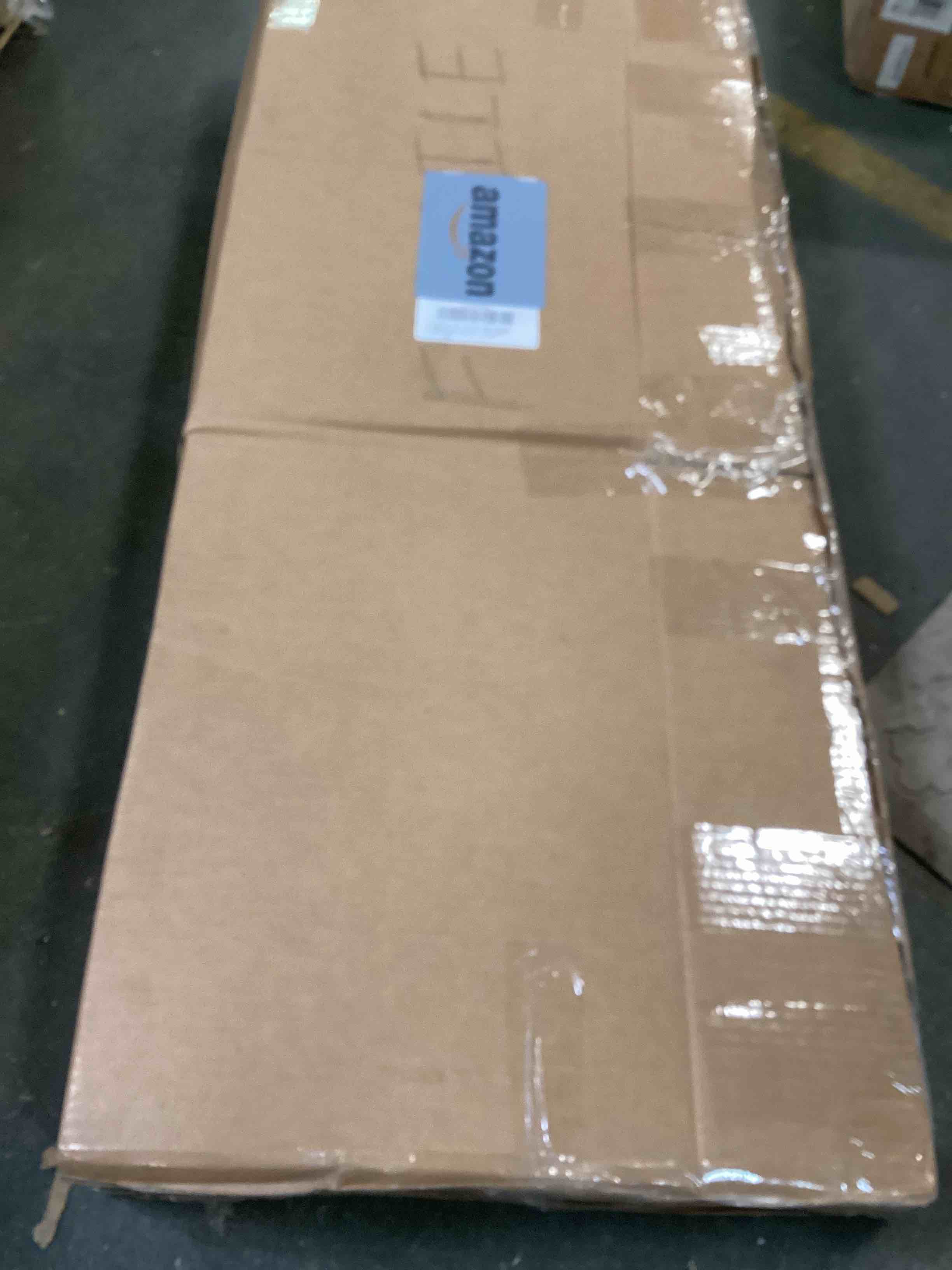 https://s3.amazonaws.com/lotting-images-prod/bidfta/YEL6411933_1717086011502.jpeg