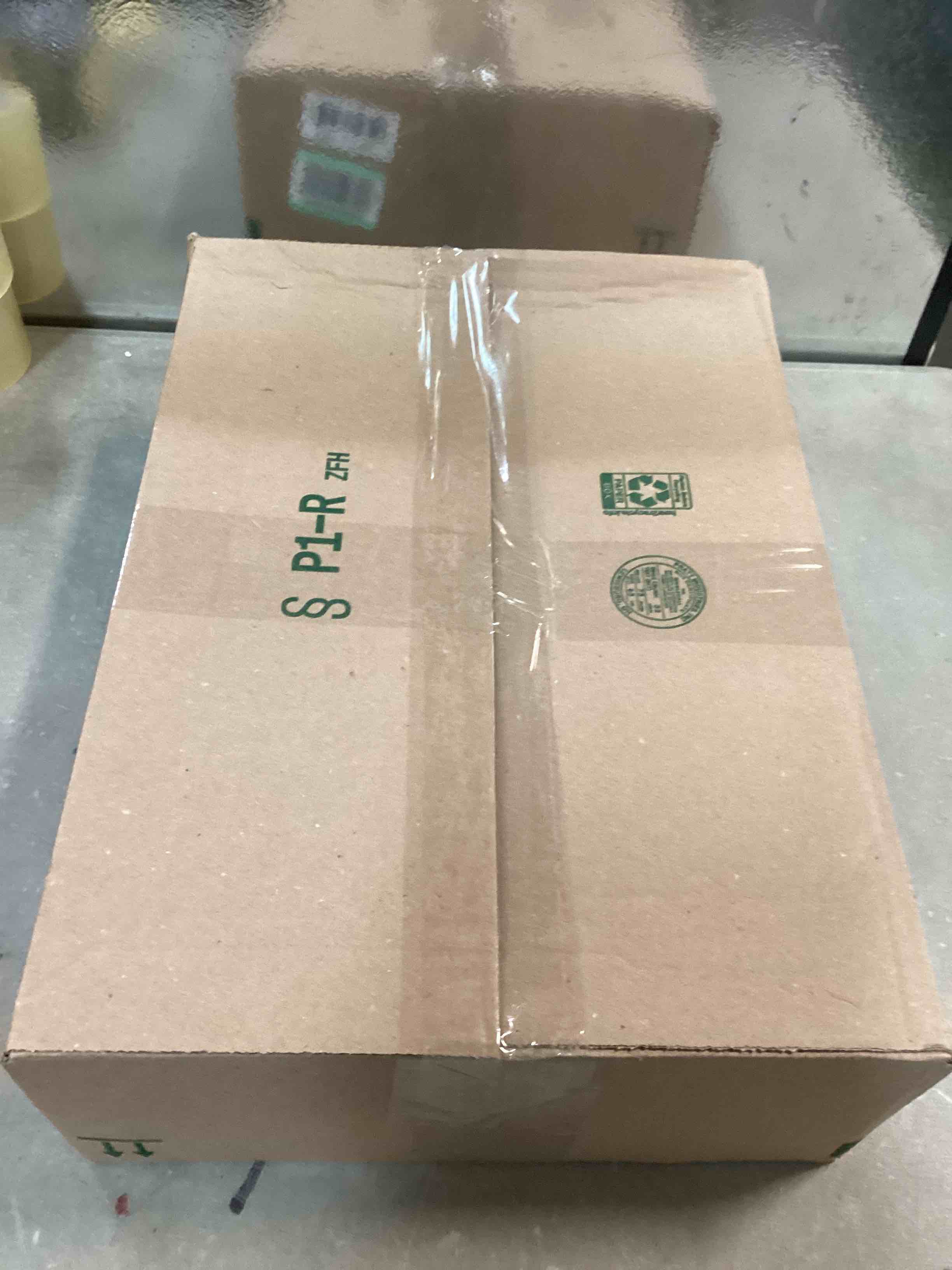 https://s3.amazonaws.com/lotting-images-prod/bidfta/YEL6412240_1717176096977.jpeg