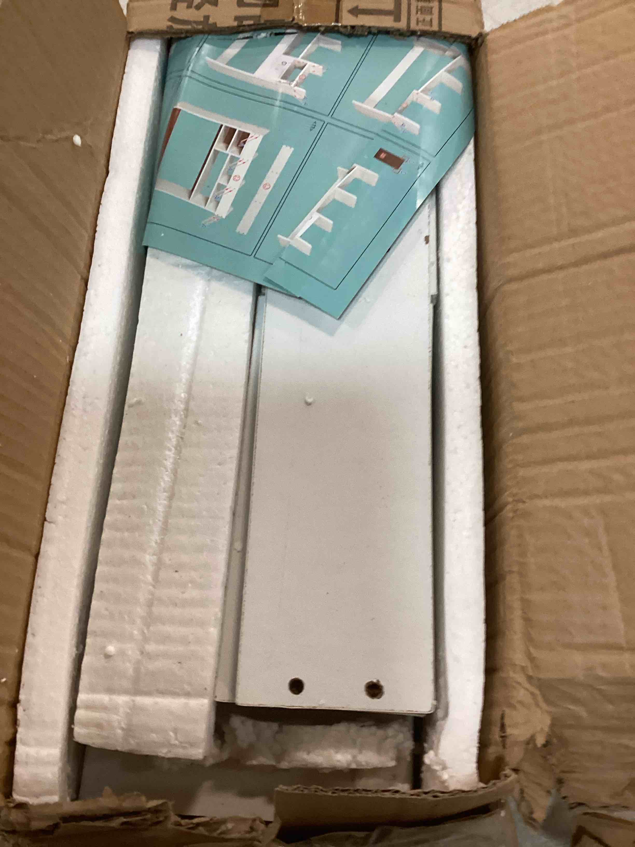 https://s3.amazonaws.com/lotting-images-prod/bidfta/YEL6412448_1717256553736.jpeg