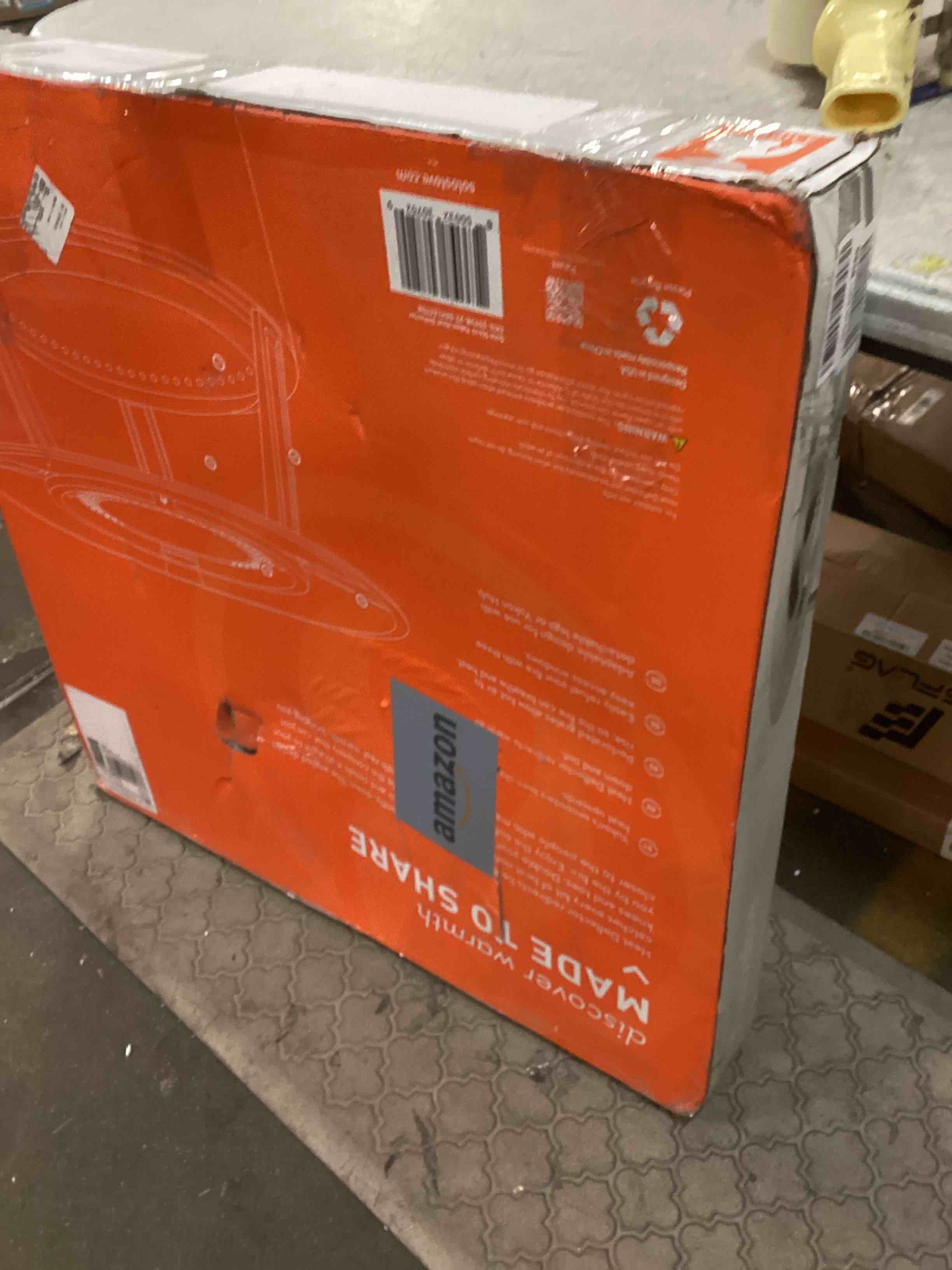 https://s3.amazonaws.com/lotting-images-prod/bidfta/YEL6412479_1717259552532.jpeg