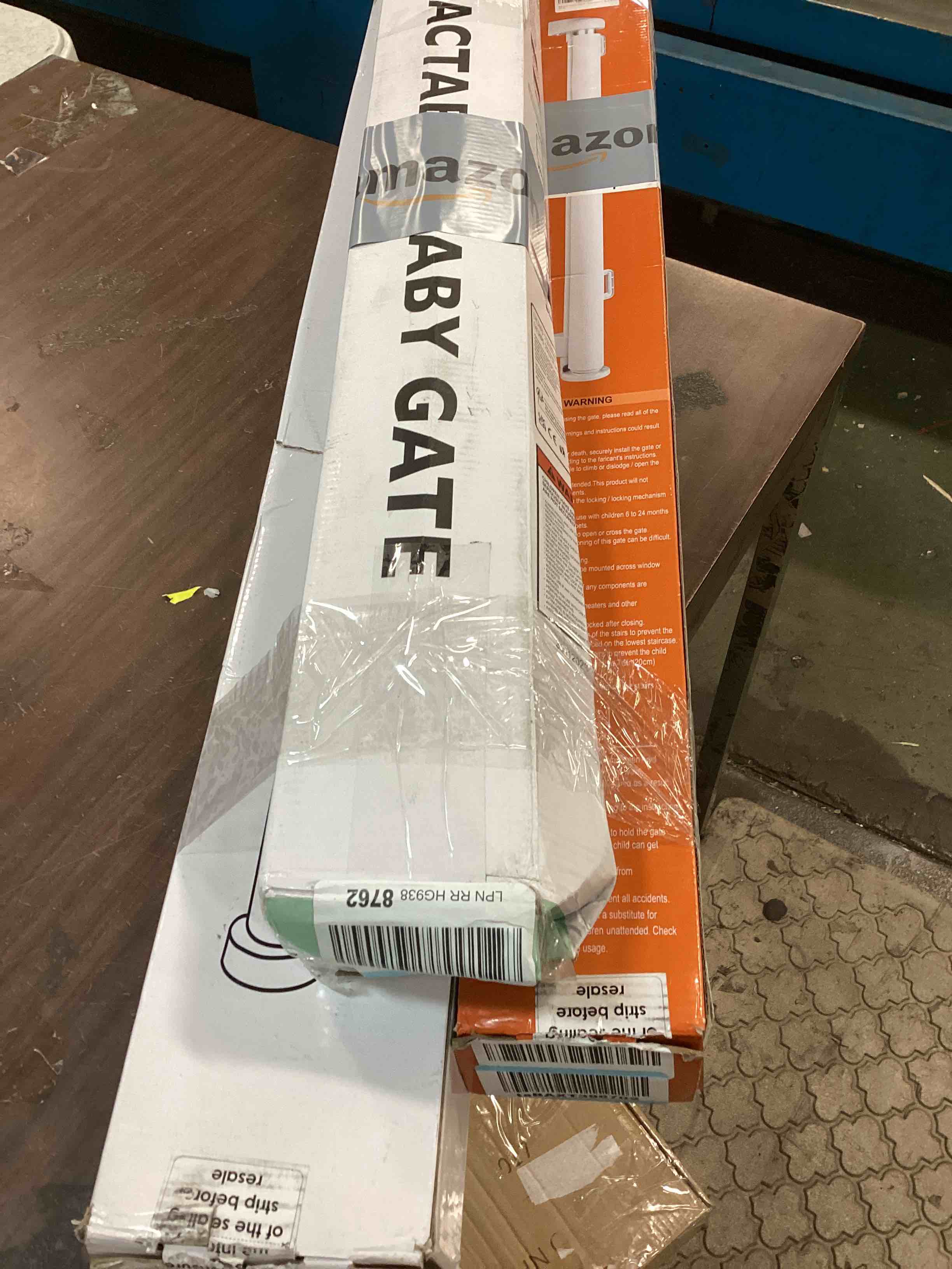 Assorted of retractable gate