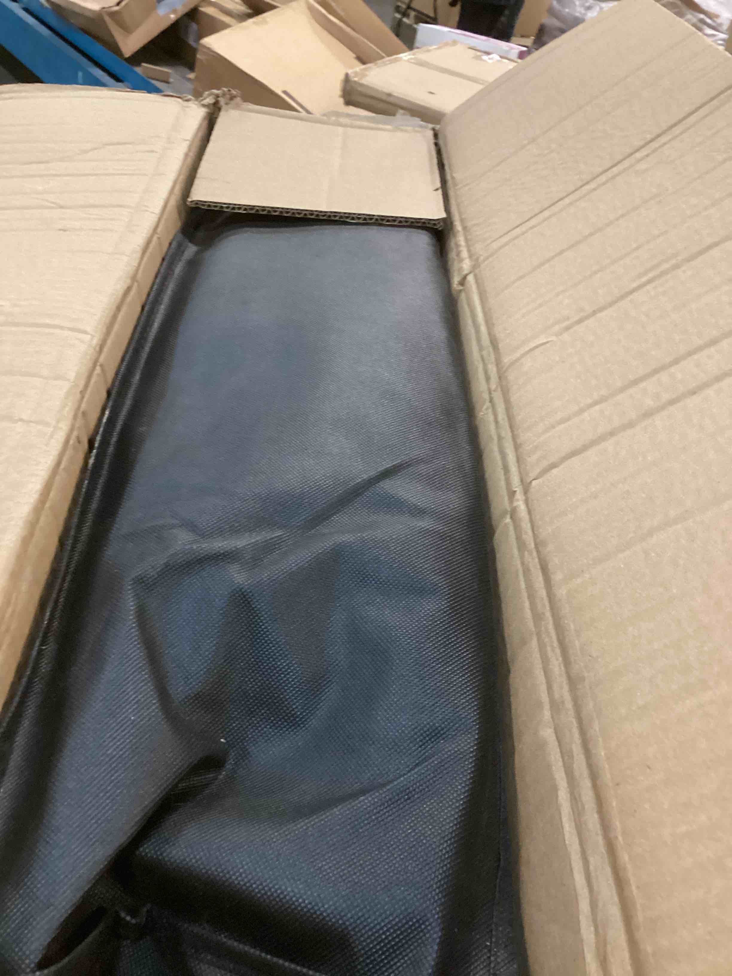 https://s3.amazonaws.com/lotting-images-prod/bidfta/YEL6412825_1717589893328.jpeg