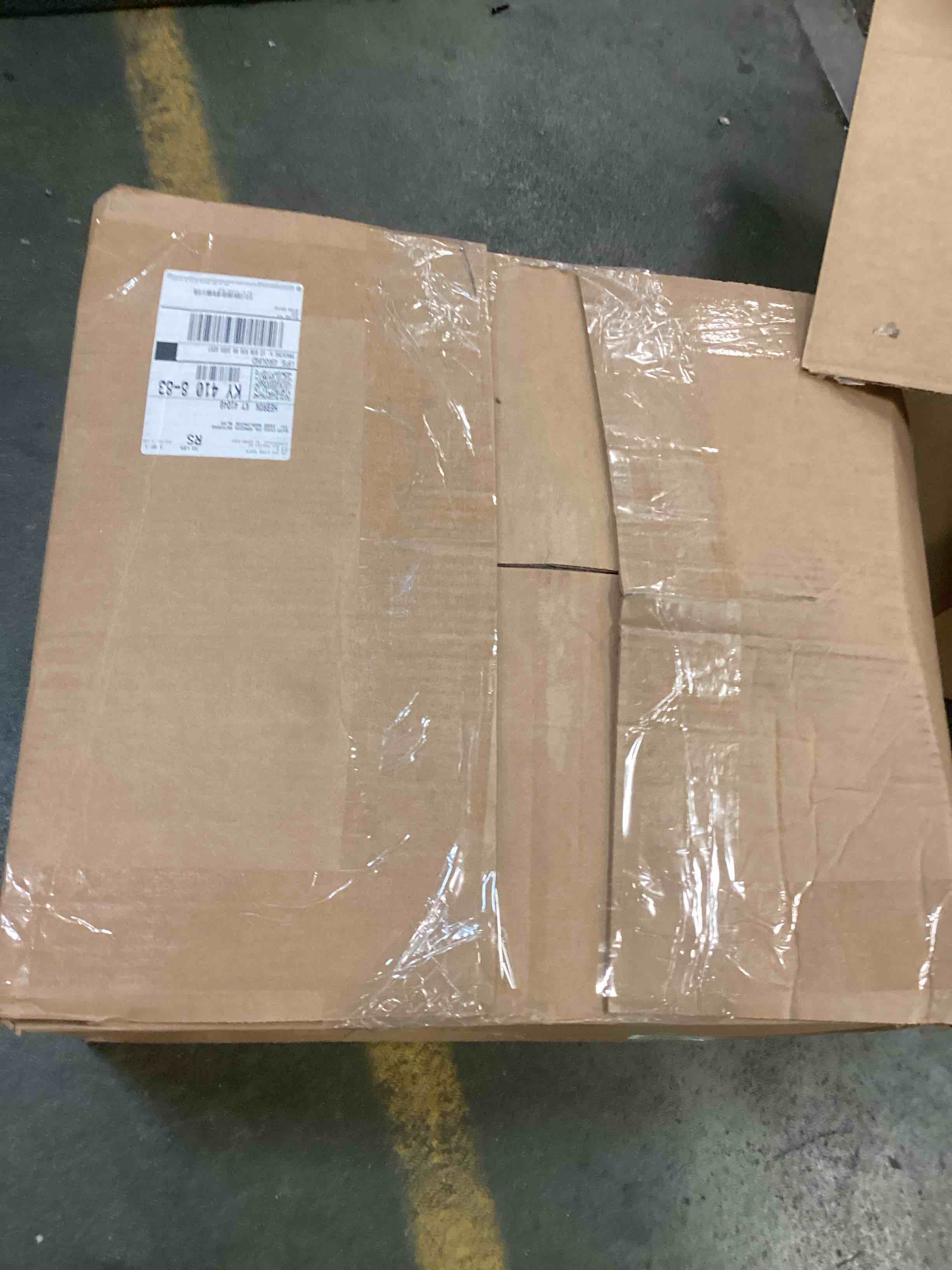 https://s3.amazonaws.com/lotting-images-prod/bidfta/YEL6412837_1717591228282.jpeg