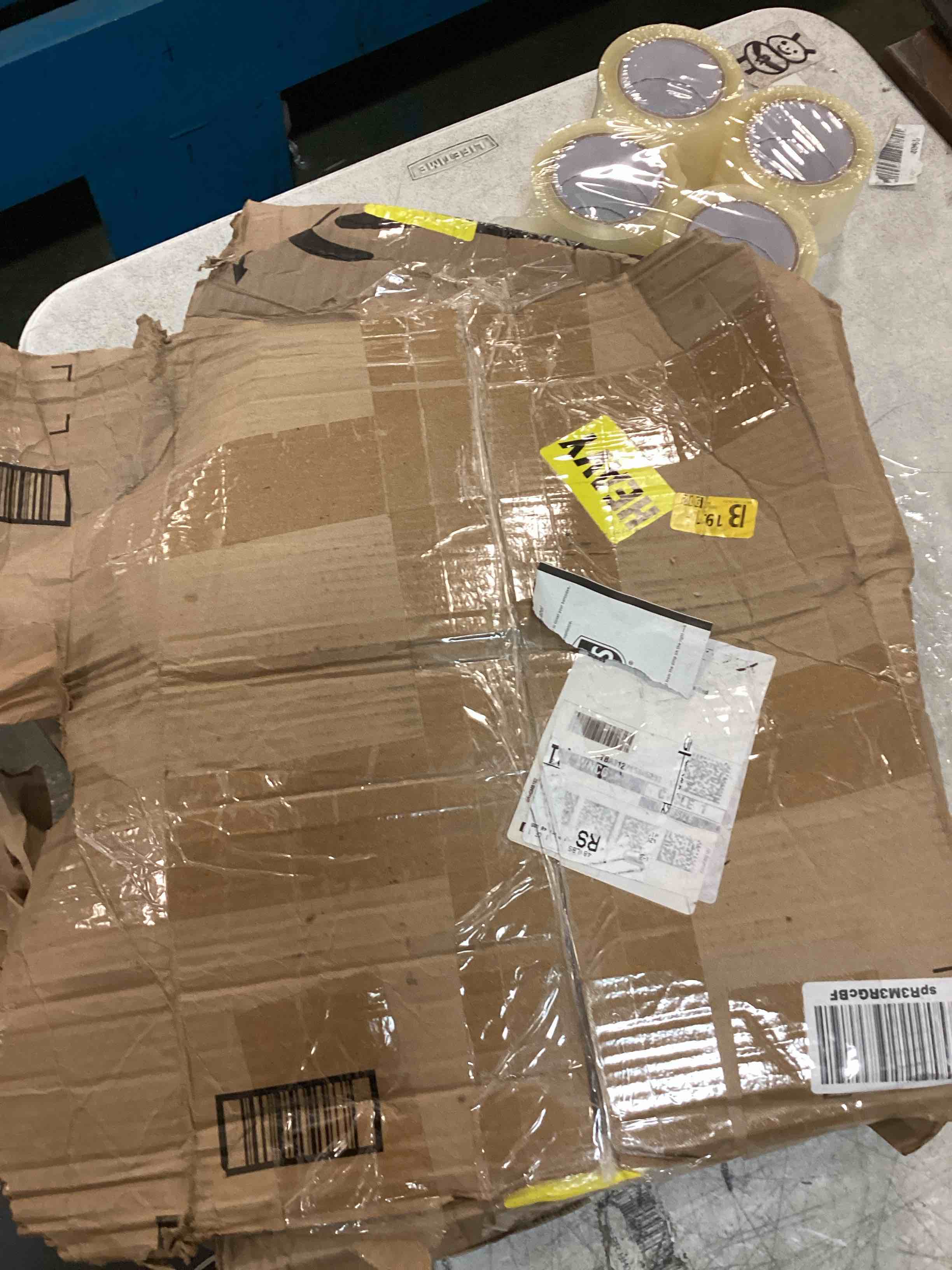 https://s3.amazonaws.com/lotting-images-prod/bidfta/YEL6412968_1718971236322.jpeg