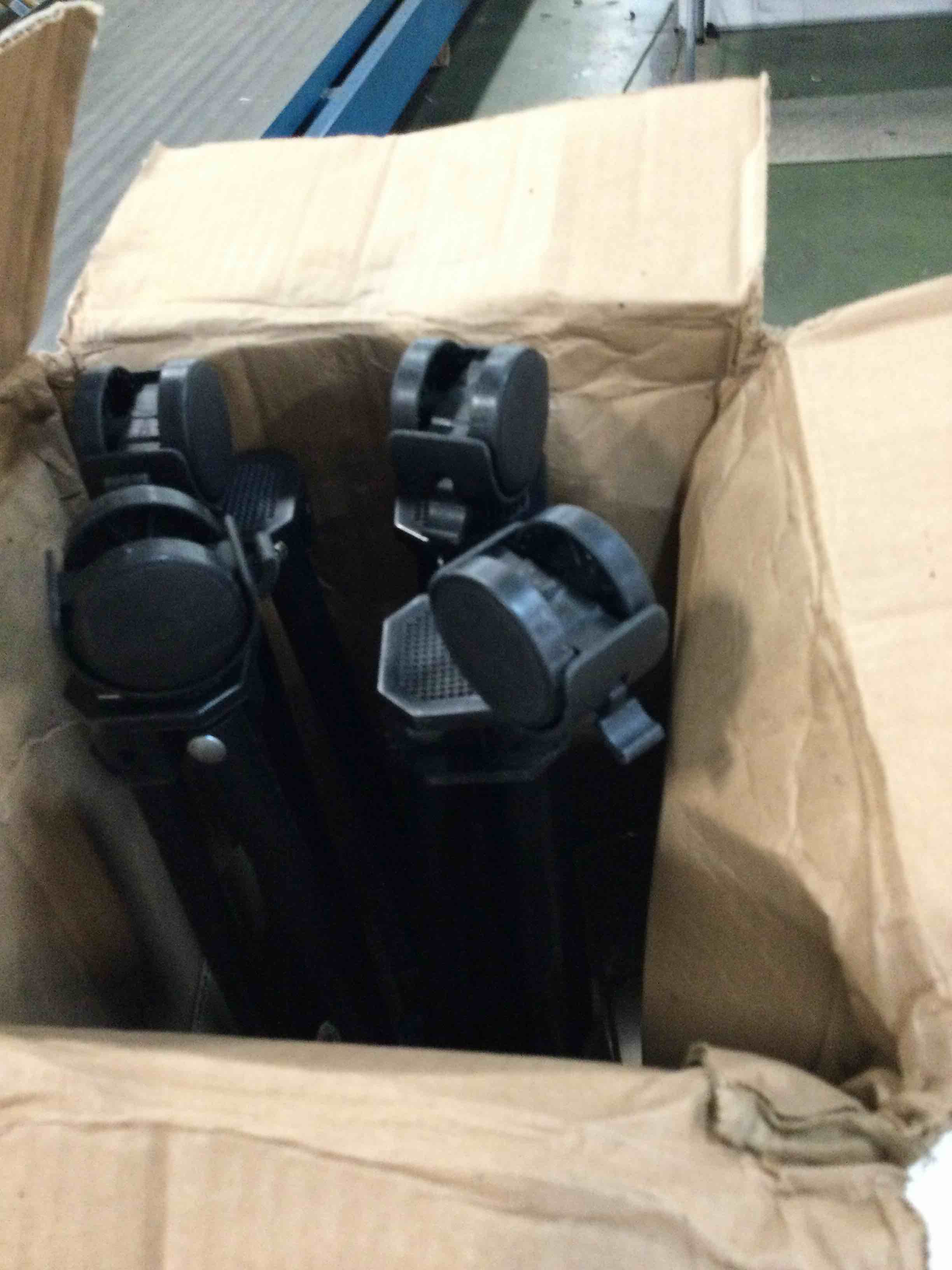 https://s3.amazonaws.com/lotting-images-prod/bidfta/YEL6413587_1719265661647.jpeg