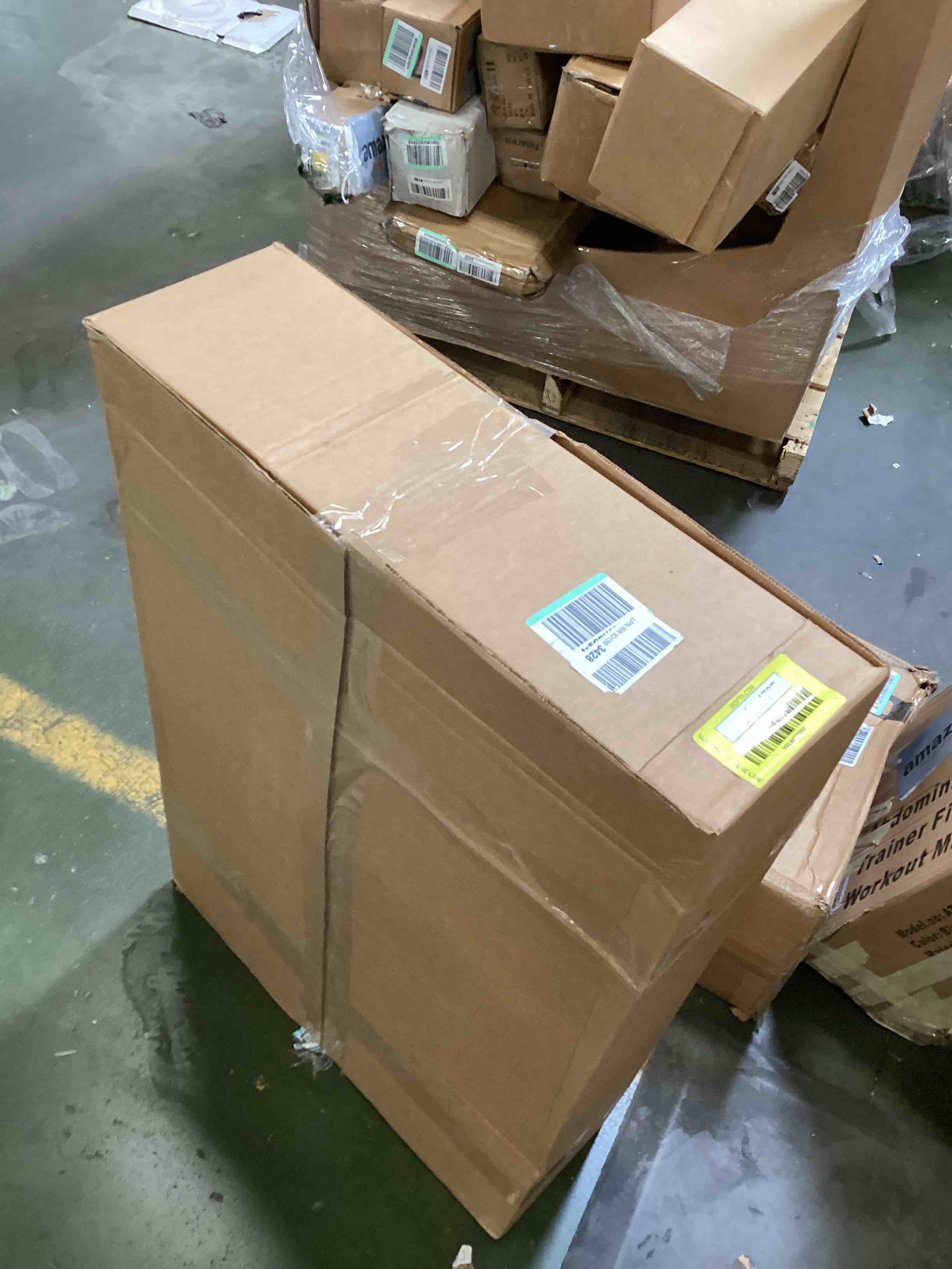https://s3.amazonaws.com/lotting-images-prod/bidfta/YEL6414787_1718385842144.jpeg
