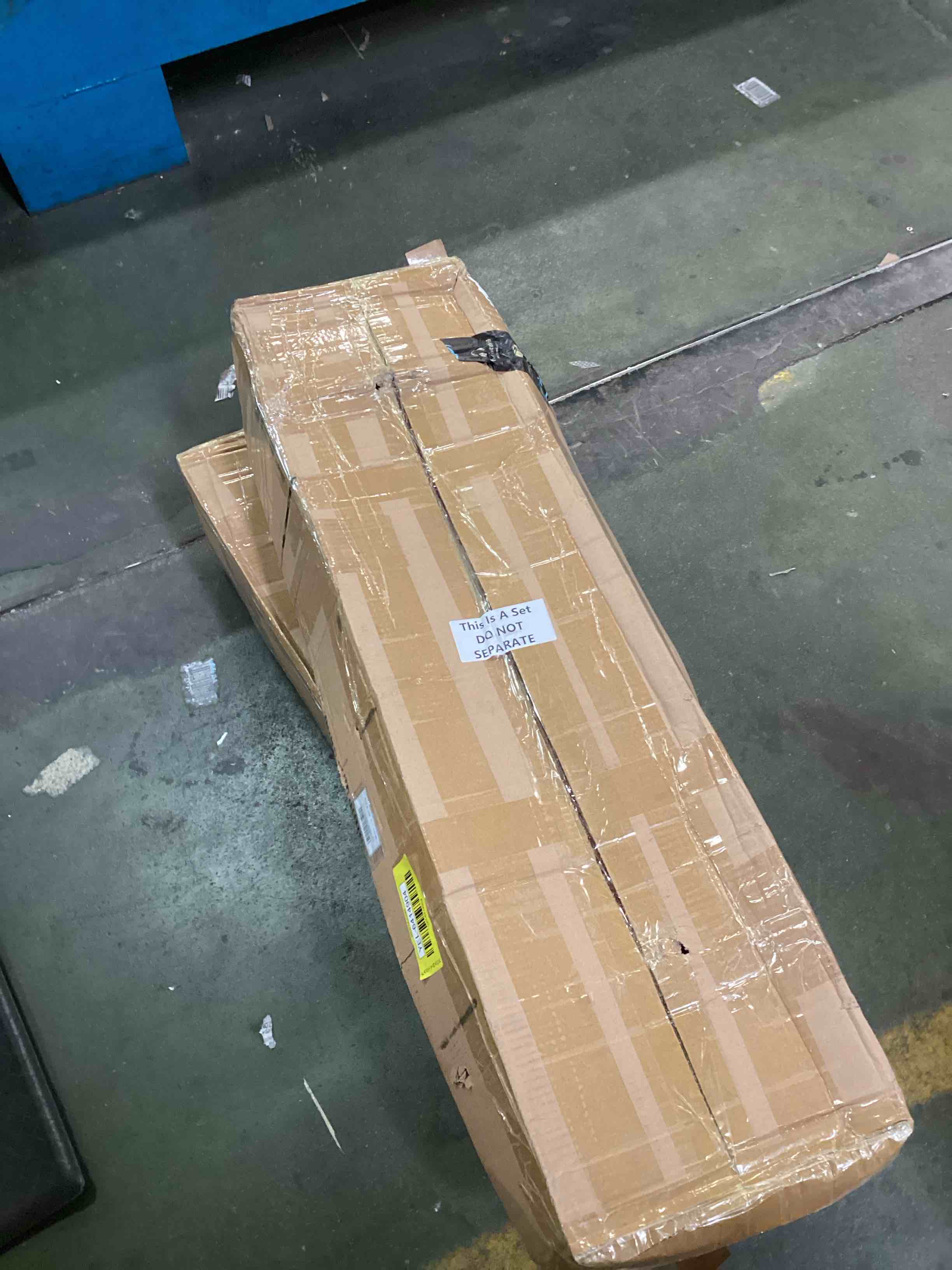 https://s3.amazonaws.com/lotting-images-prod/bidfta/YEL6414904_1718631388705.jpeg