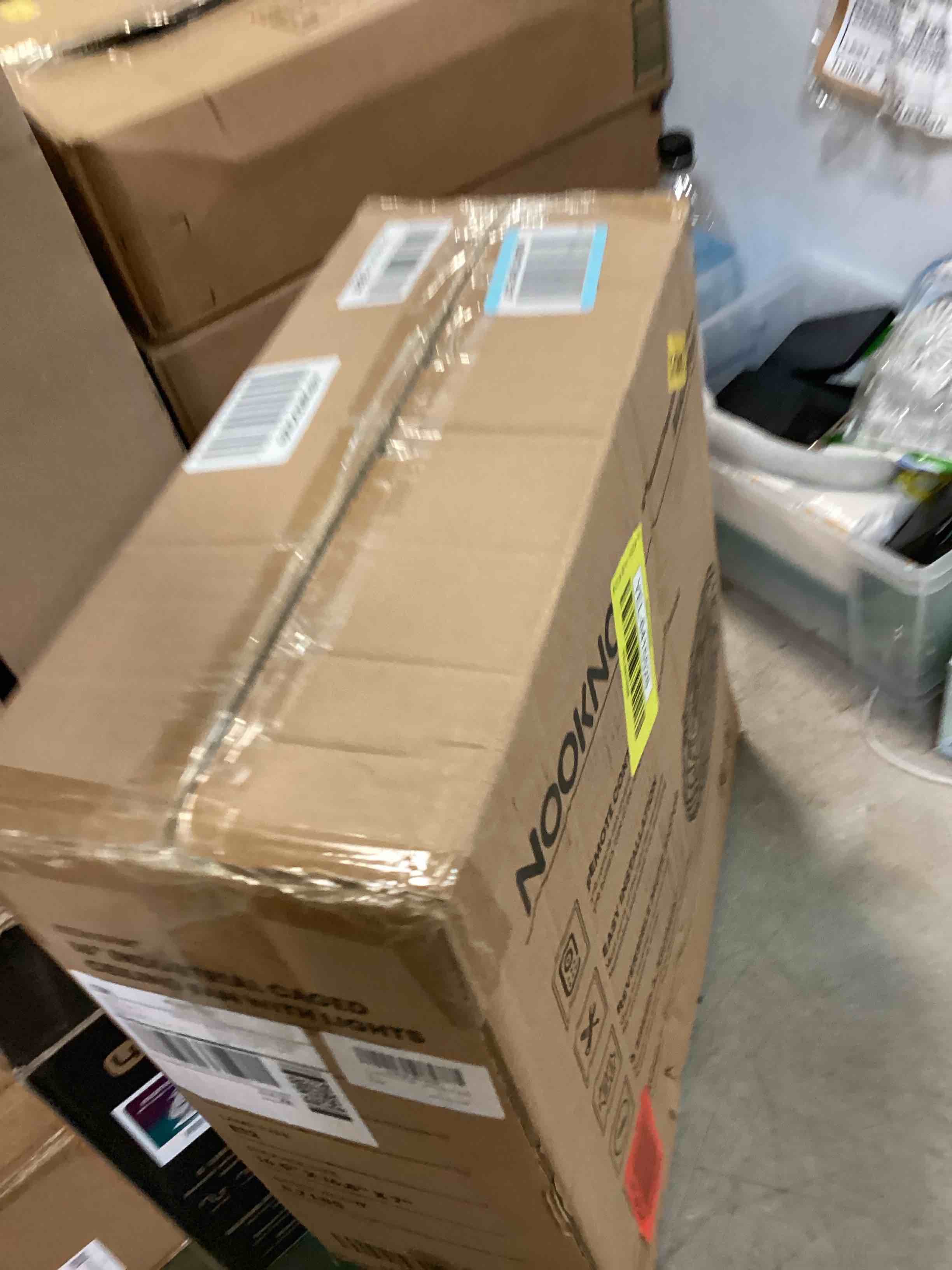 https://s3.amazonaws.com/lotting-images-prod/bidfta/YEL6415528_1718900269585.jpeg
