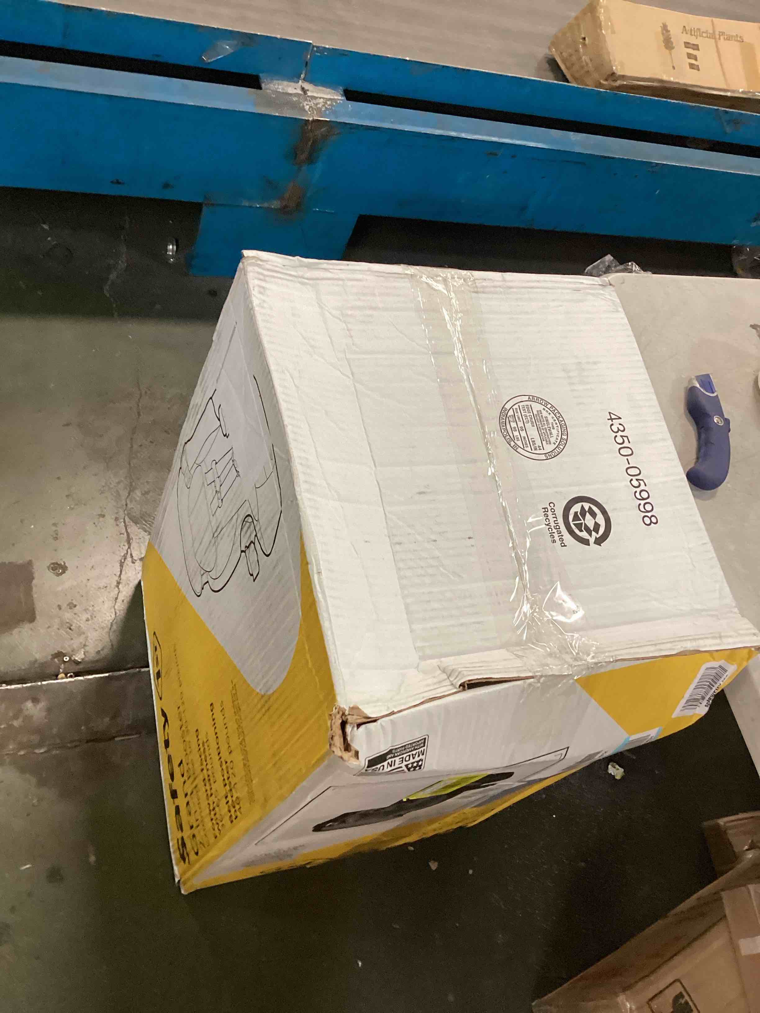 https://s3.amazonaws.com/lotting-images-prod/bidfta/YEL6415565_1718905848926.jpeg