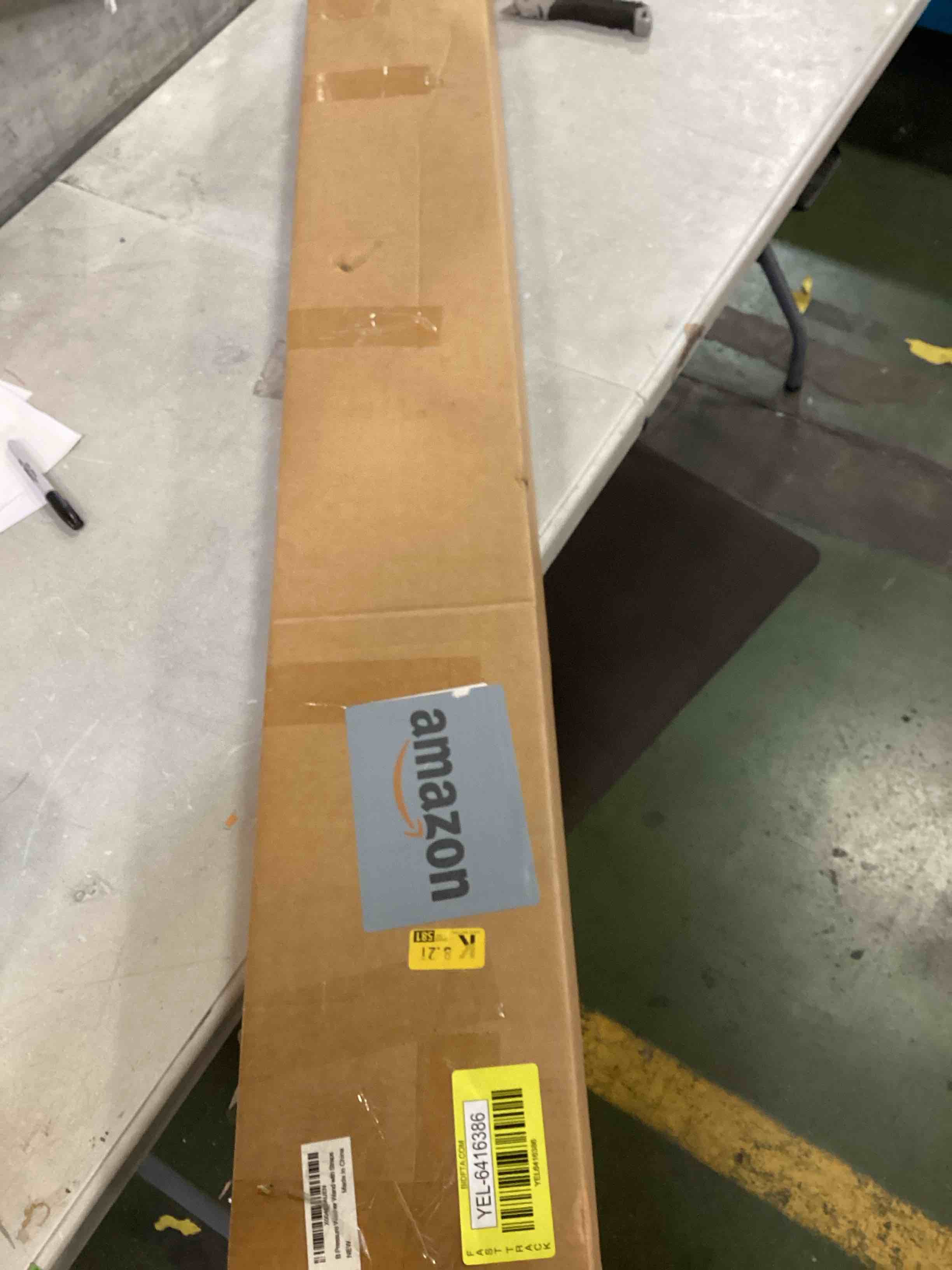 https://s3.amazonaws.com/lotting-images-prod/bidfta/YEL6416386_1719070615929.jpeg
