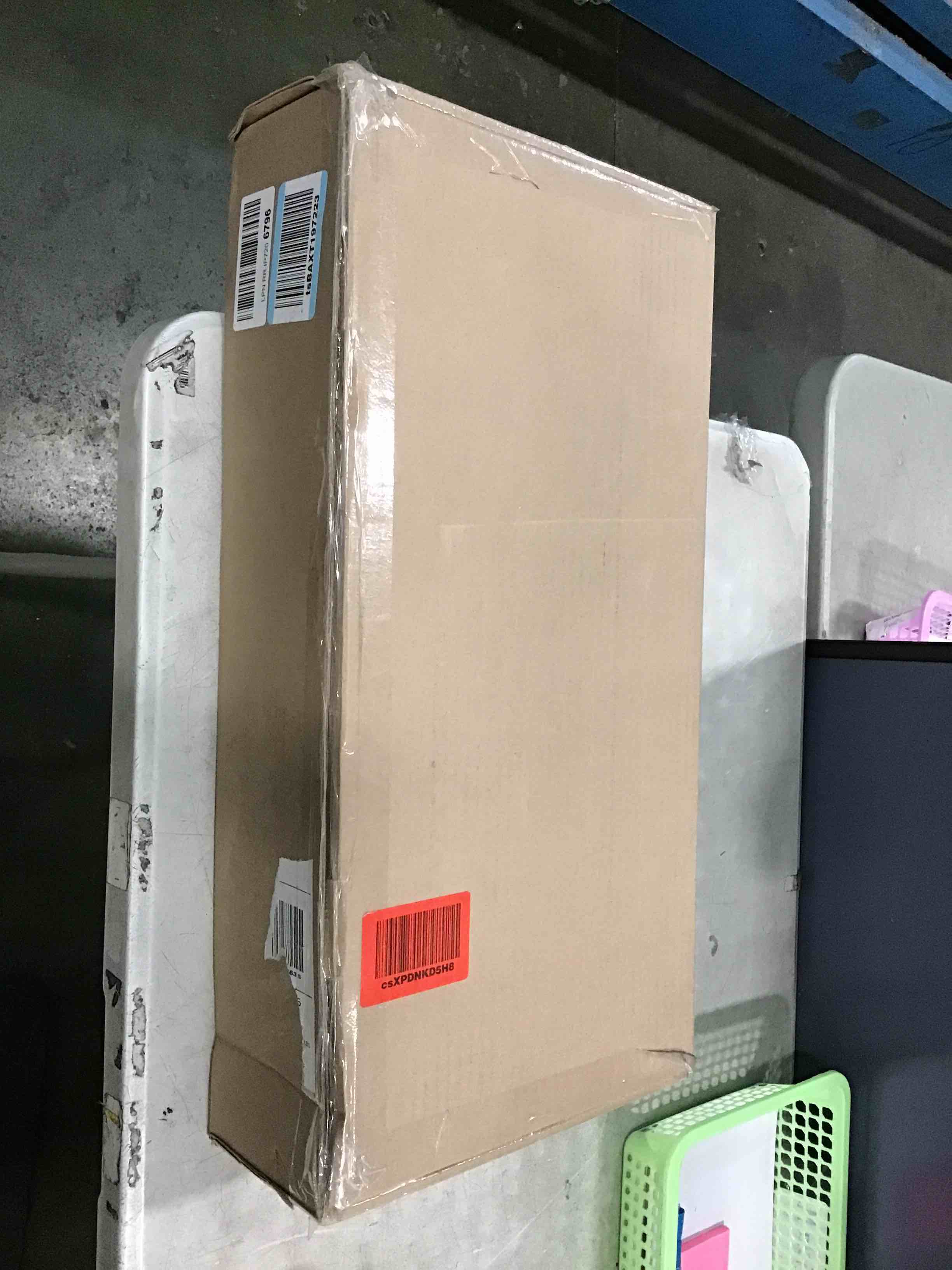 https://s3.amazonaws.com/lotting-images-prod/bidfta/YEL6417297_1720048819754.jpeg