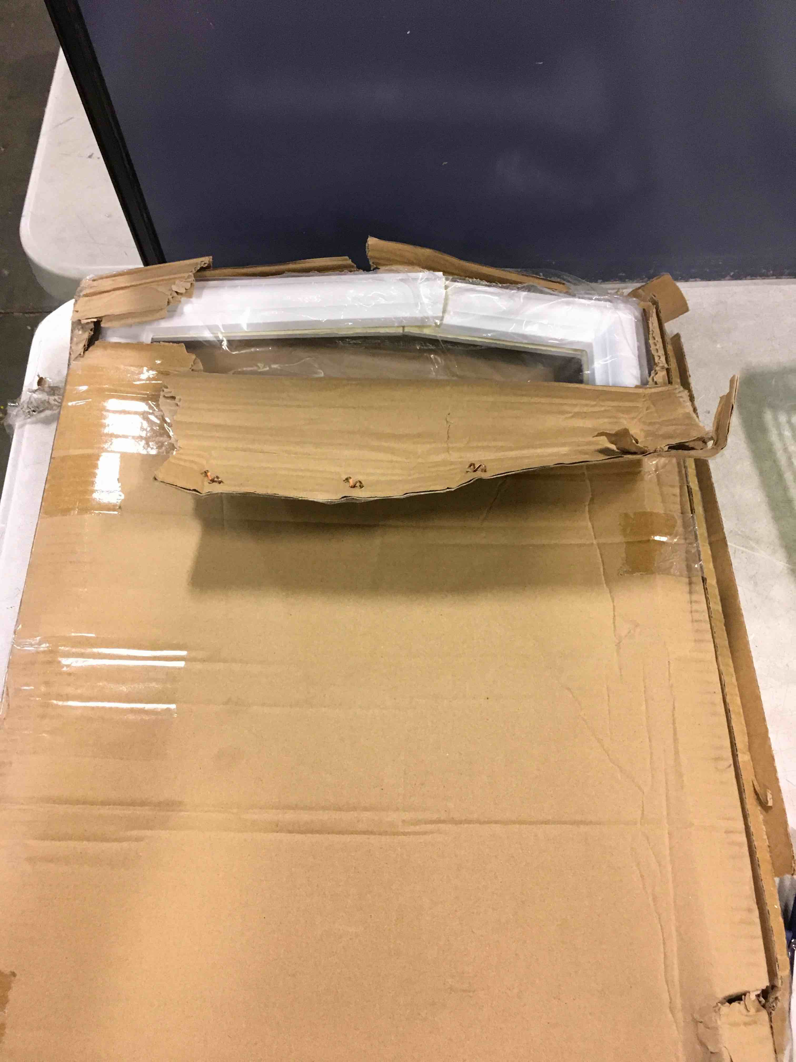 https://s3.amazonaws.com/lotting-images-prod/bidfta/YEL6417339_1720058584840.jpeg