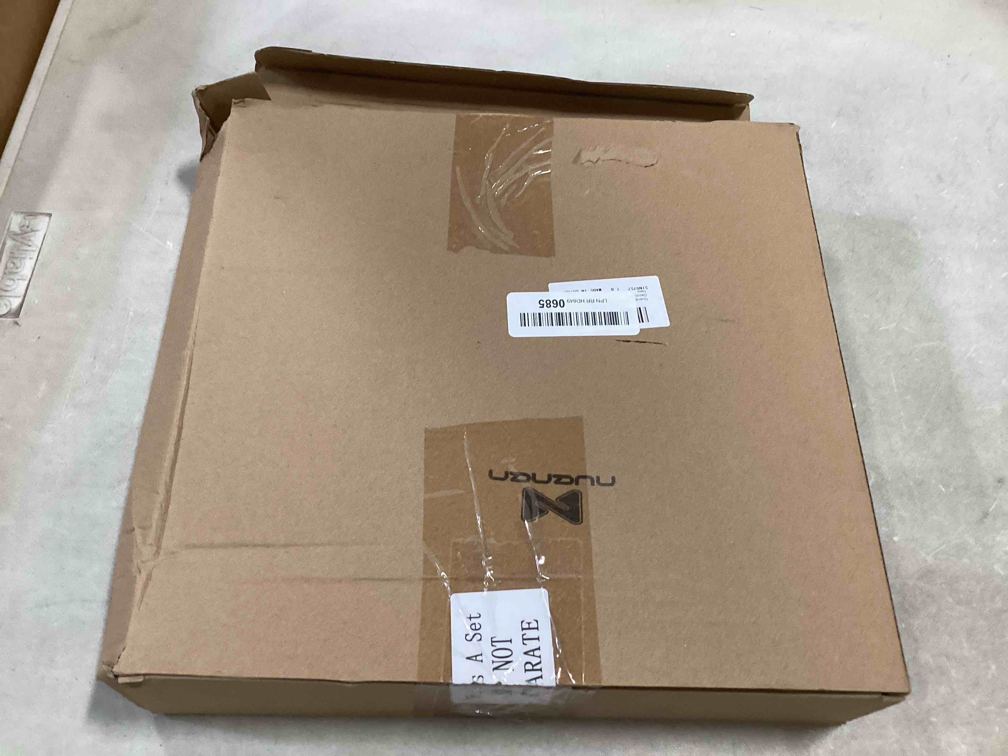 https://s3.amazonaws.com/lotting-images-prod/bidfta/YEL6417695_1718470749933.jpeg