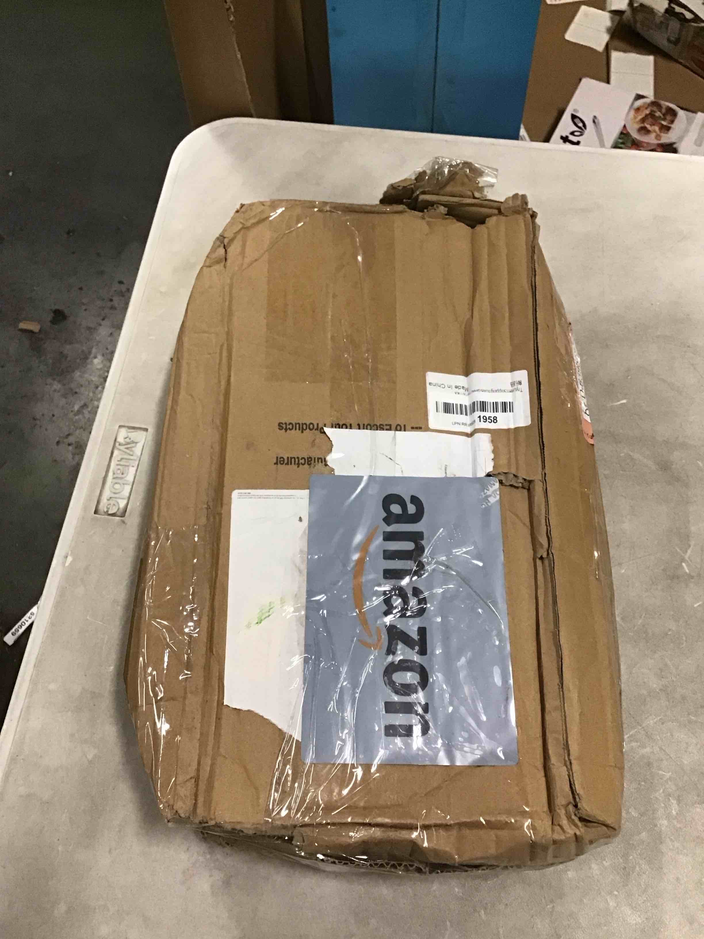 https://s3.amazonaws.com/lotting-images-prod/bidfta/YEL6418724_1718886459426.jpeg