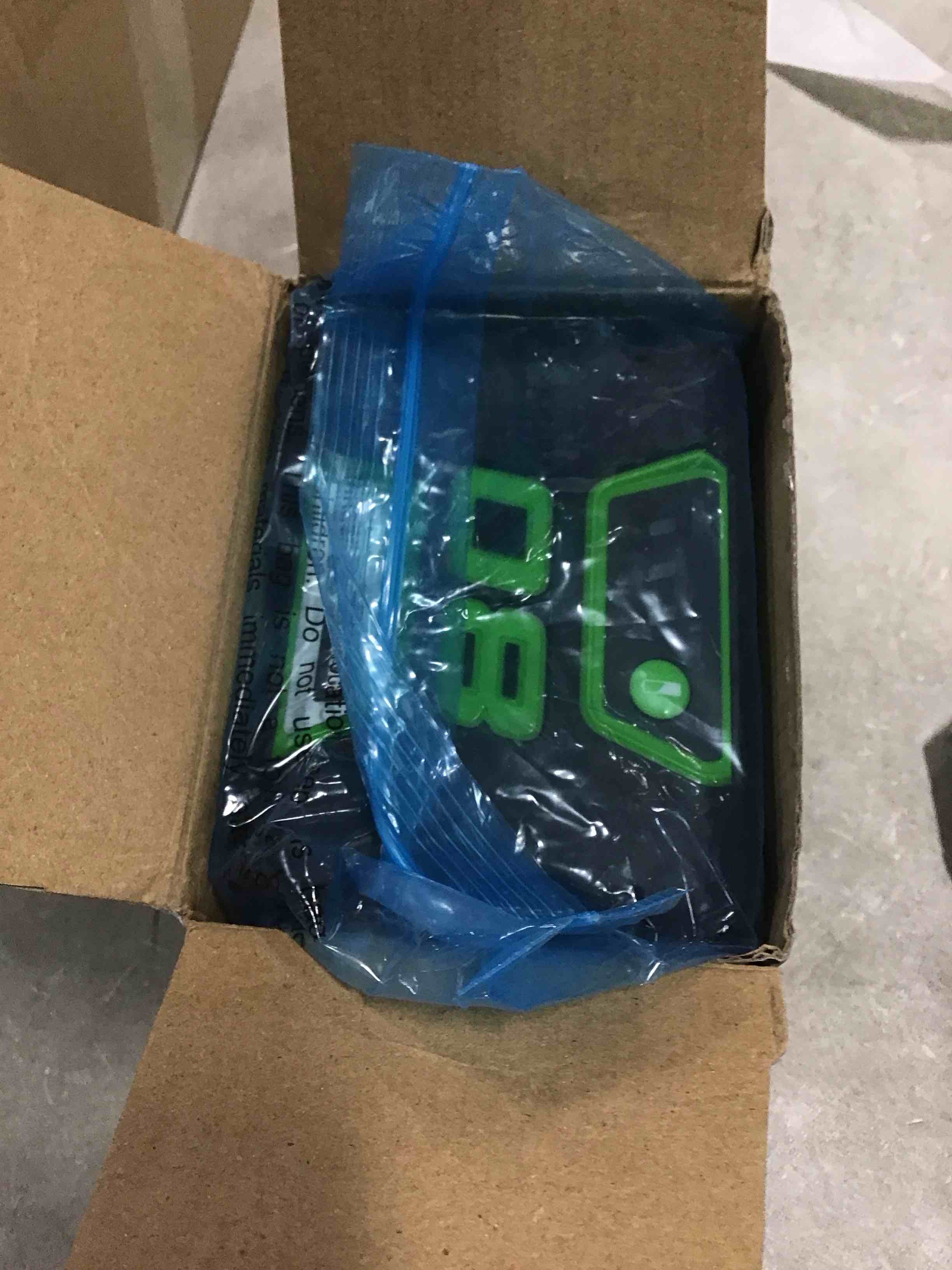 https://s3.amazonaws.com/lotting-images-prod/bidfta/YEL6418803_1718897142810.jpeg