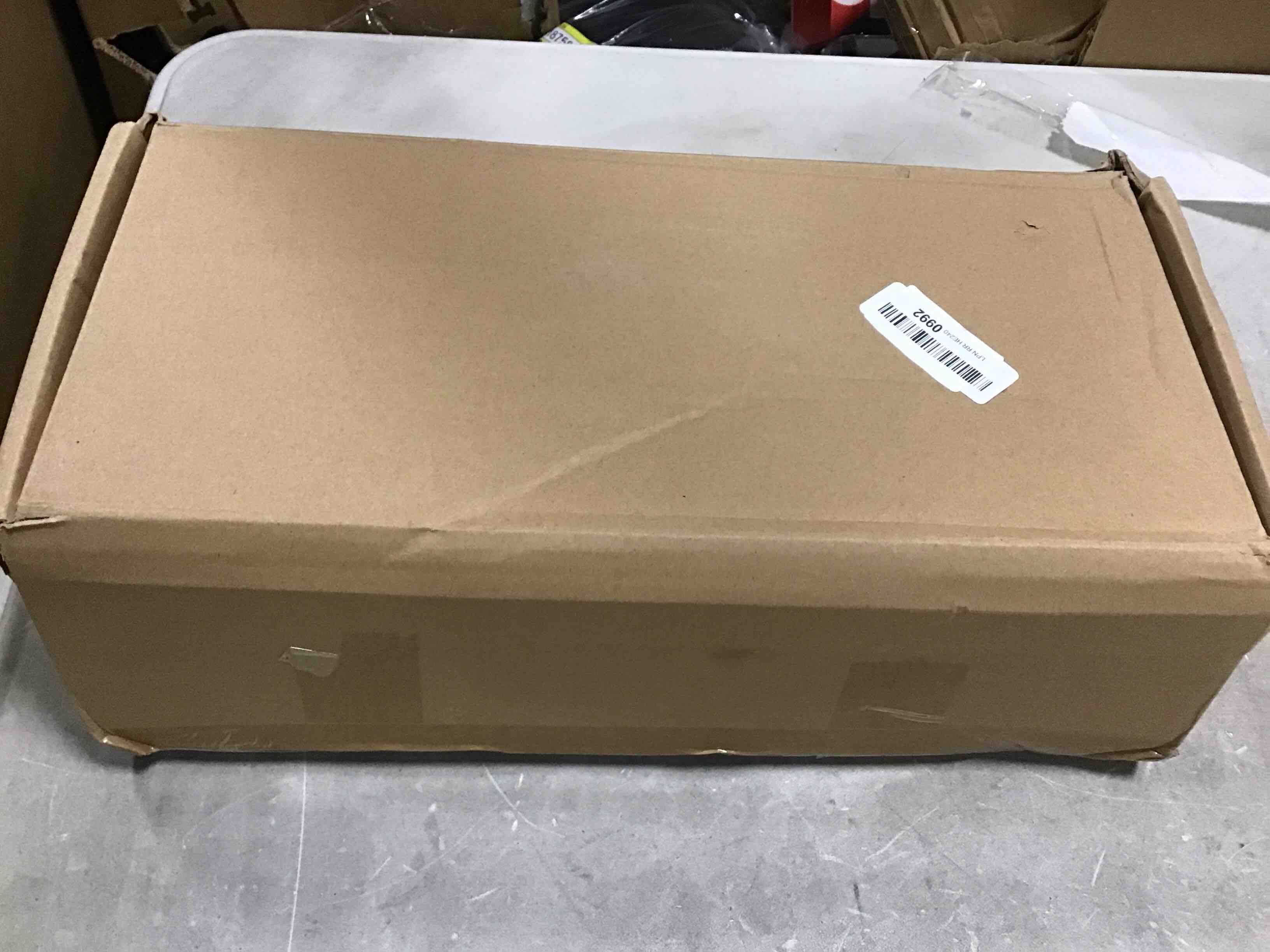 https://s3.amazonaws.com/lotting-images-prod/bidfta/YEL6418807_1718897431720.jpeg