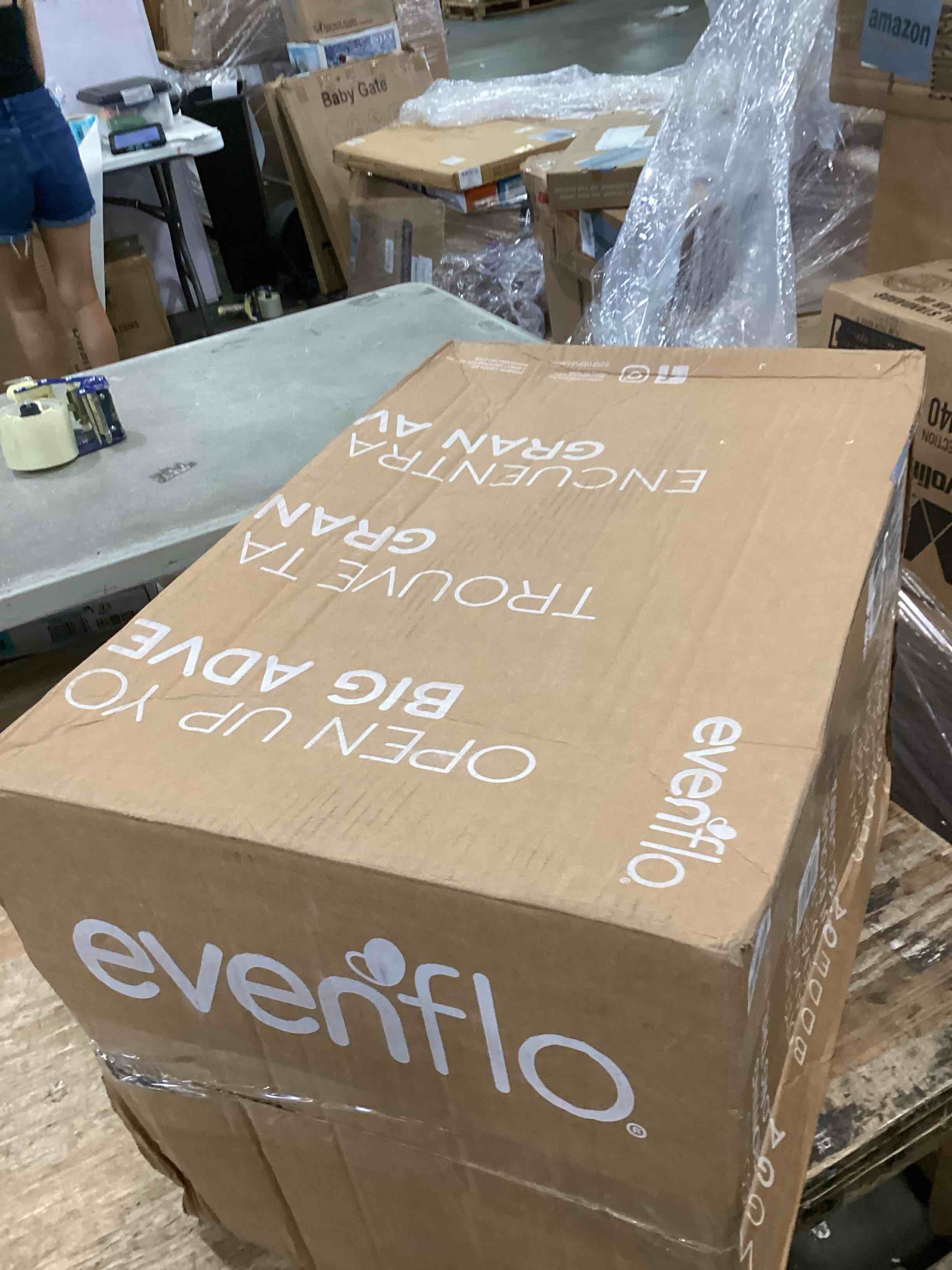 https://s3.amazonaws.com/lotting-images-prod/bidfta/YEL6419885_1719408430812.jpeg