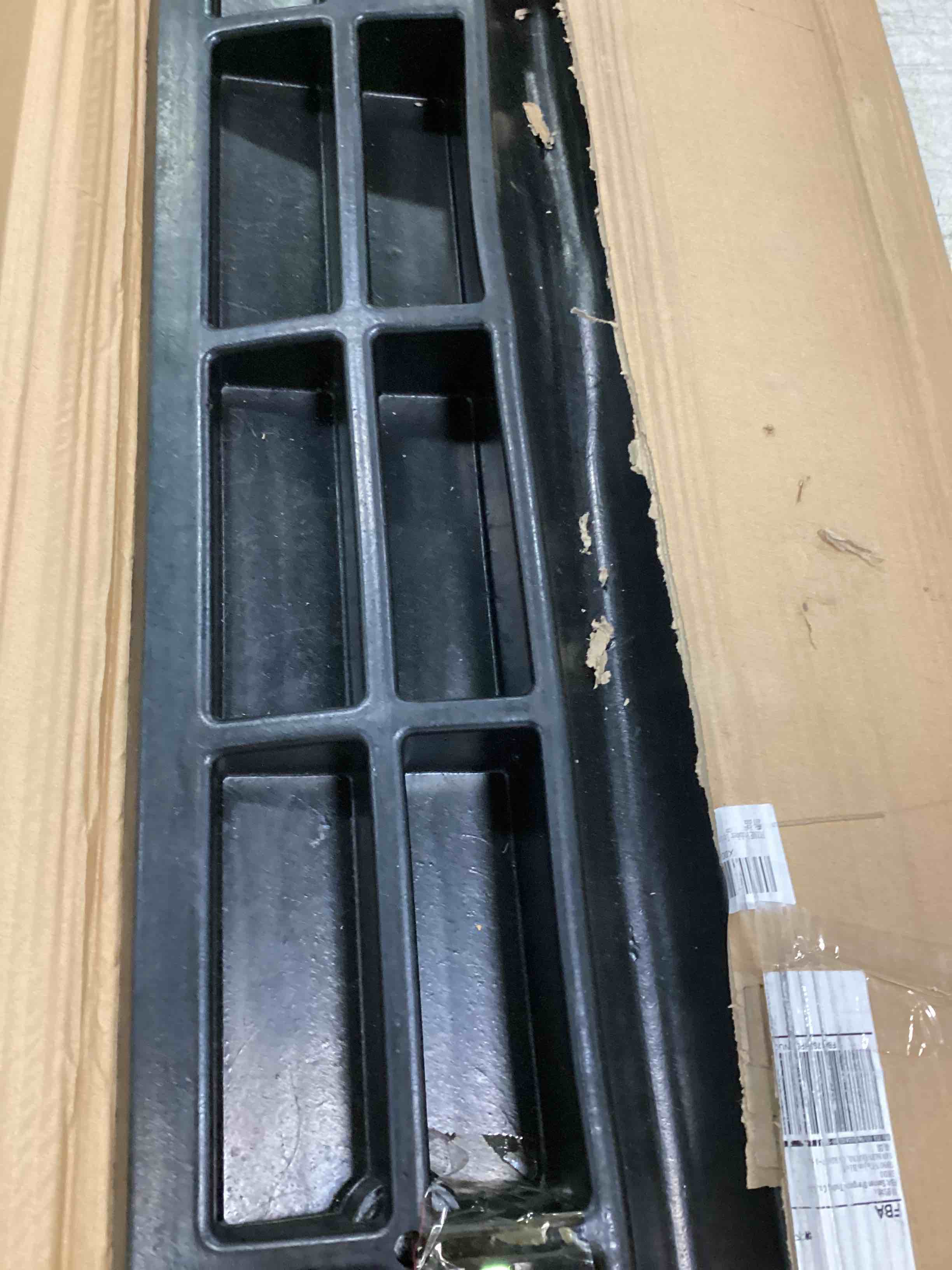 https://s3.amazonaws.com/lotting-images-prod/bidfta/YEL6420201_1719462107190.jpeg
