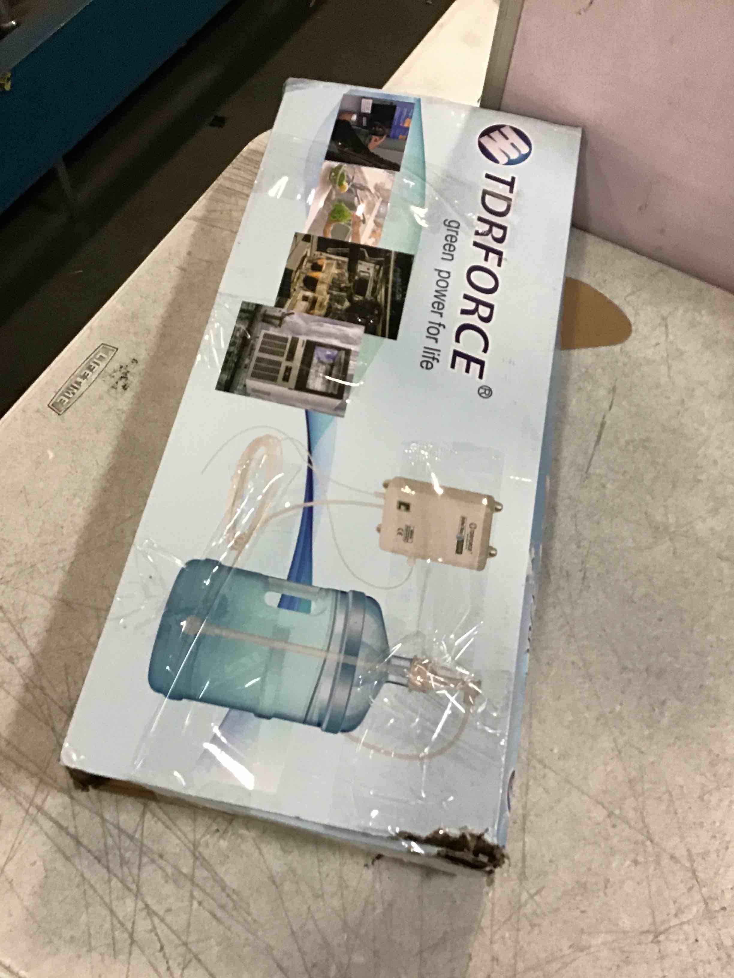 https://s3.amazonaws.com/lotting-images-prod/bidfta/YEL6421020_1718710122737.jpeg