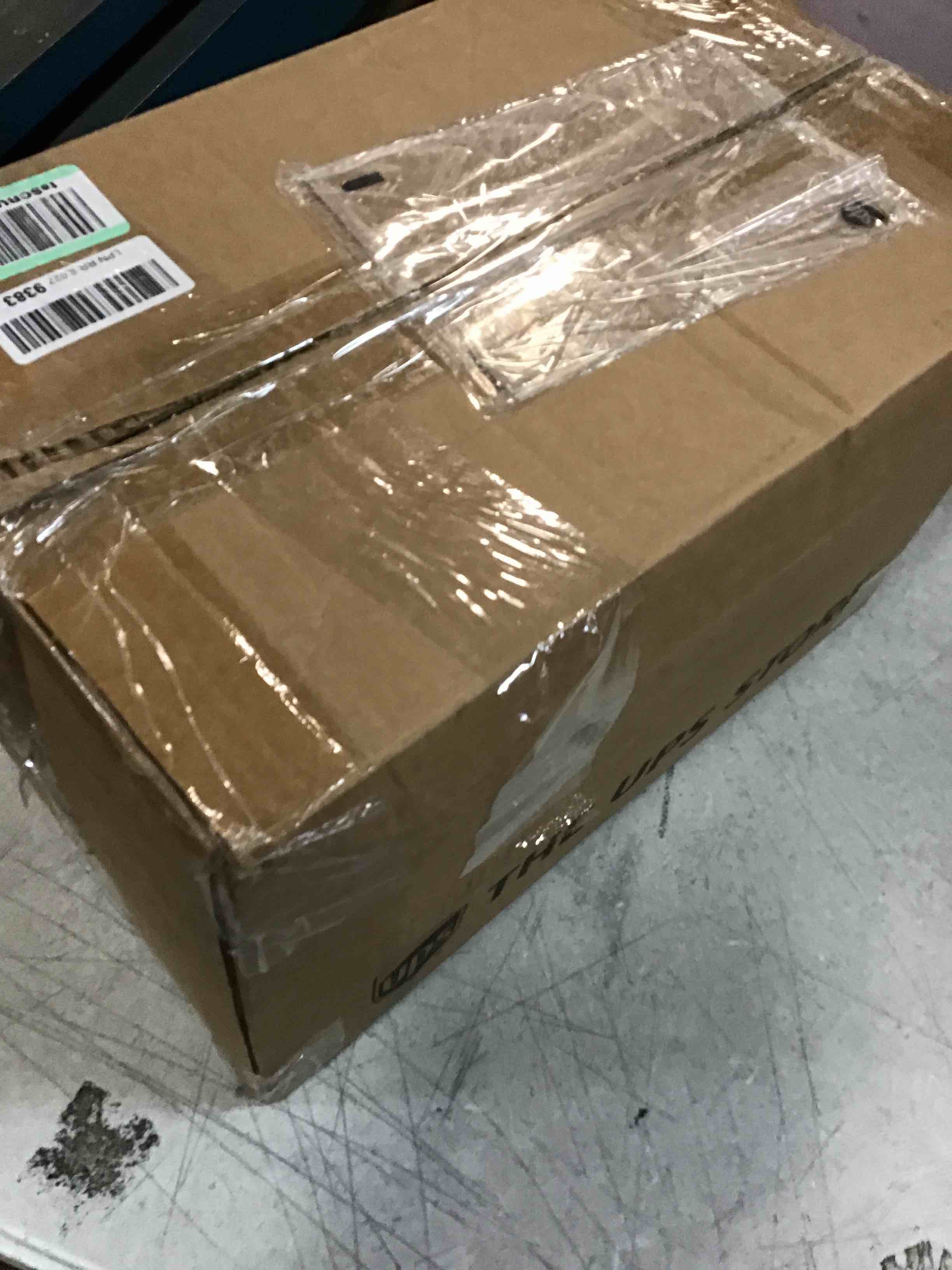 https://s3.amazonaws.com/lotting-images-prod/bidfta/YEL6421121_1718721341979.jpeg