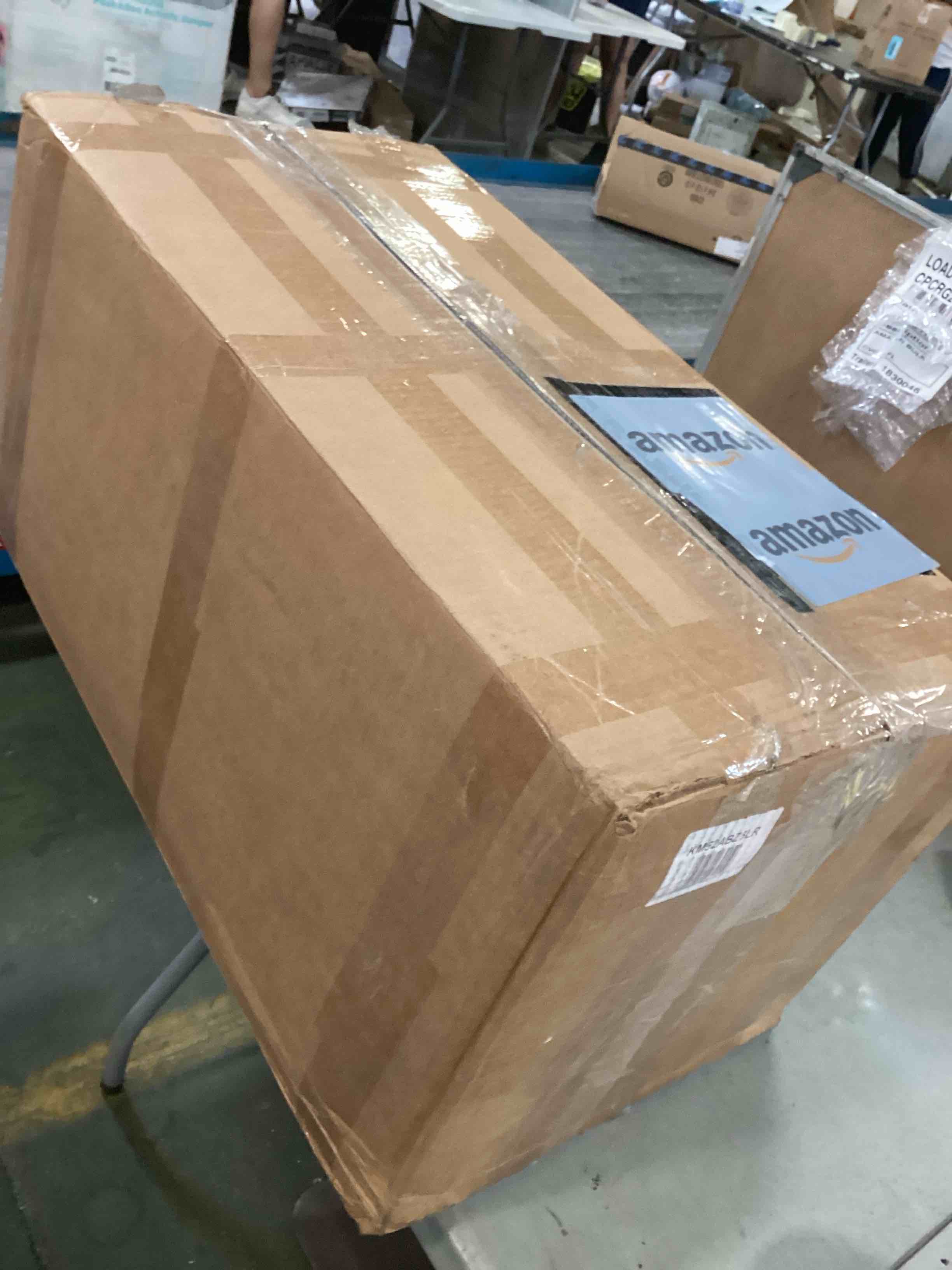 https://s3.amazonaws.com/lotting-images-prod/bidfta/YEL6422042_1718636412593.jpeg