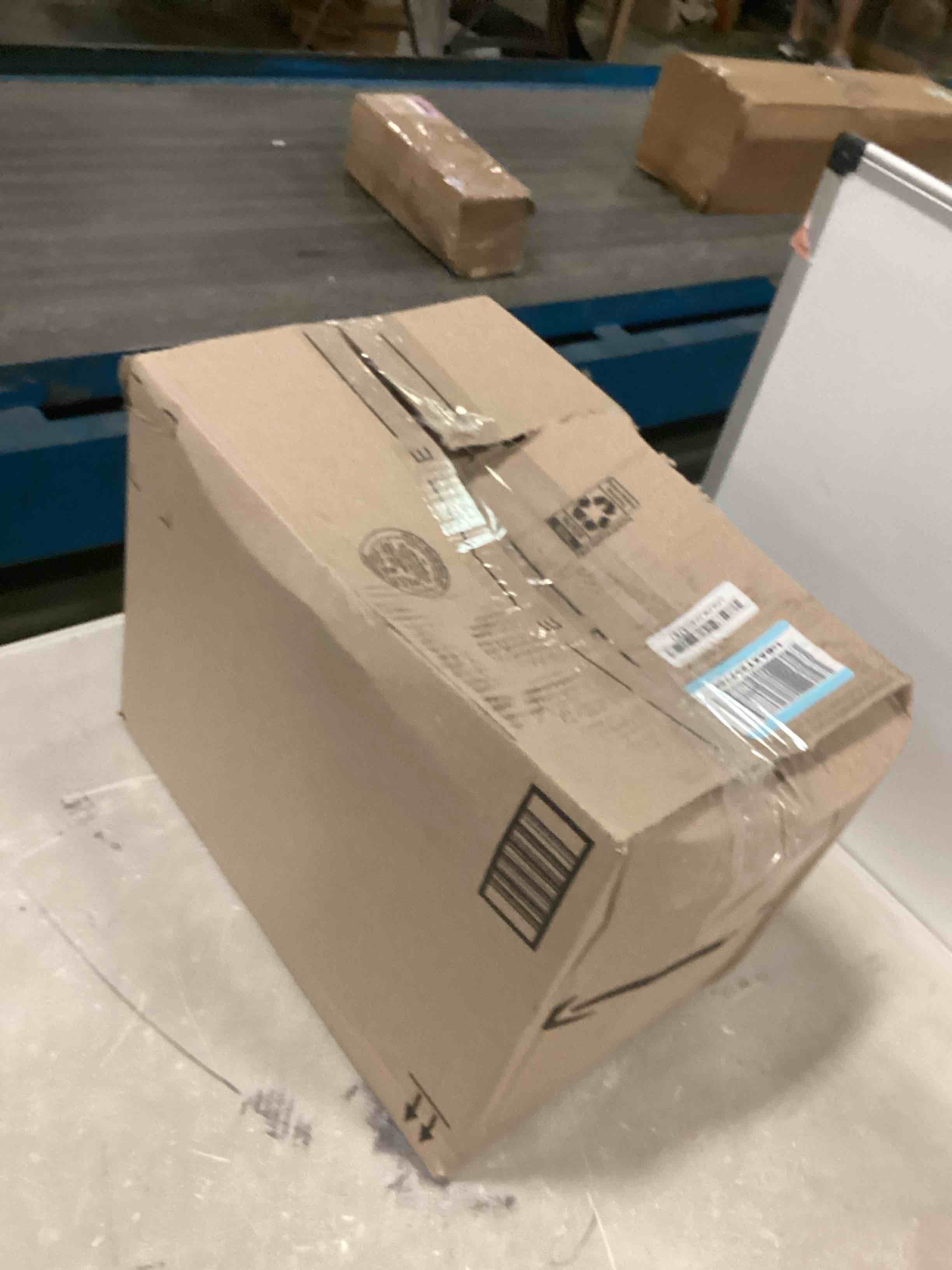 https://s3.amazonaws.com/lotting-images-prod/bidfta/YEL6422430_1718796826218.jpeg