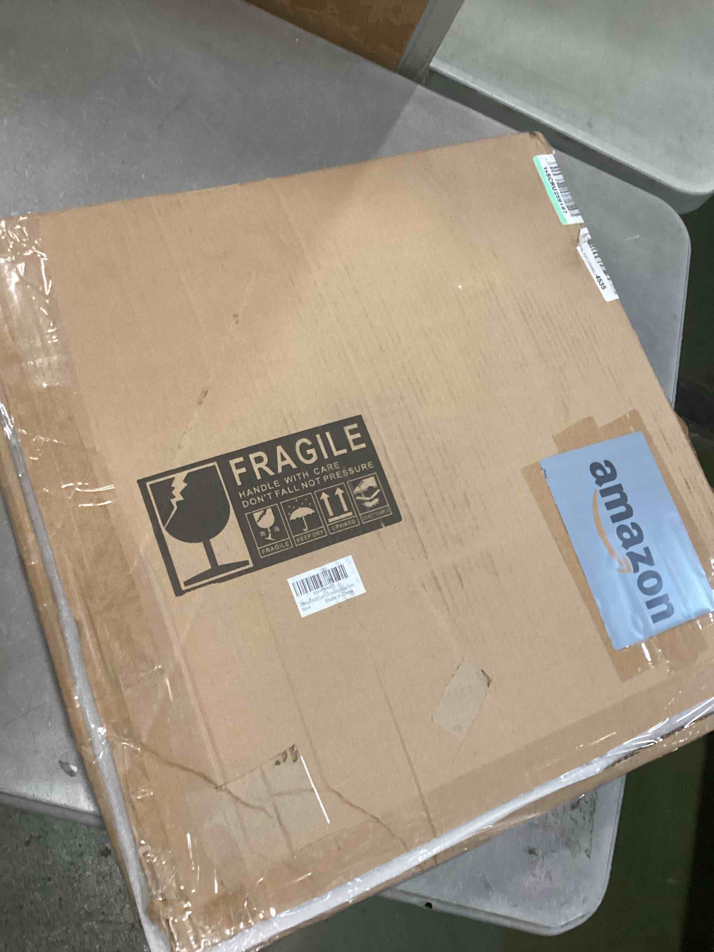 https://s3.amazonaws.com/lotting-images-prod/bidfta/YEL6422735_1718886707817.jpeg