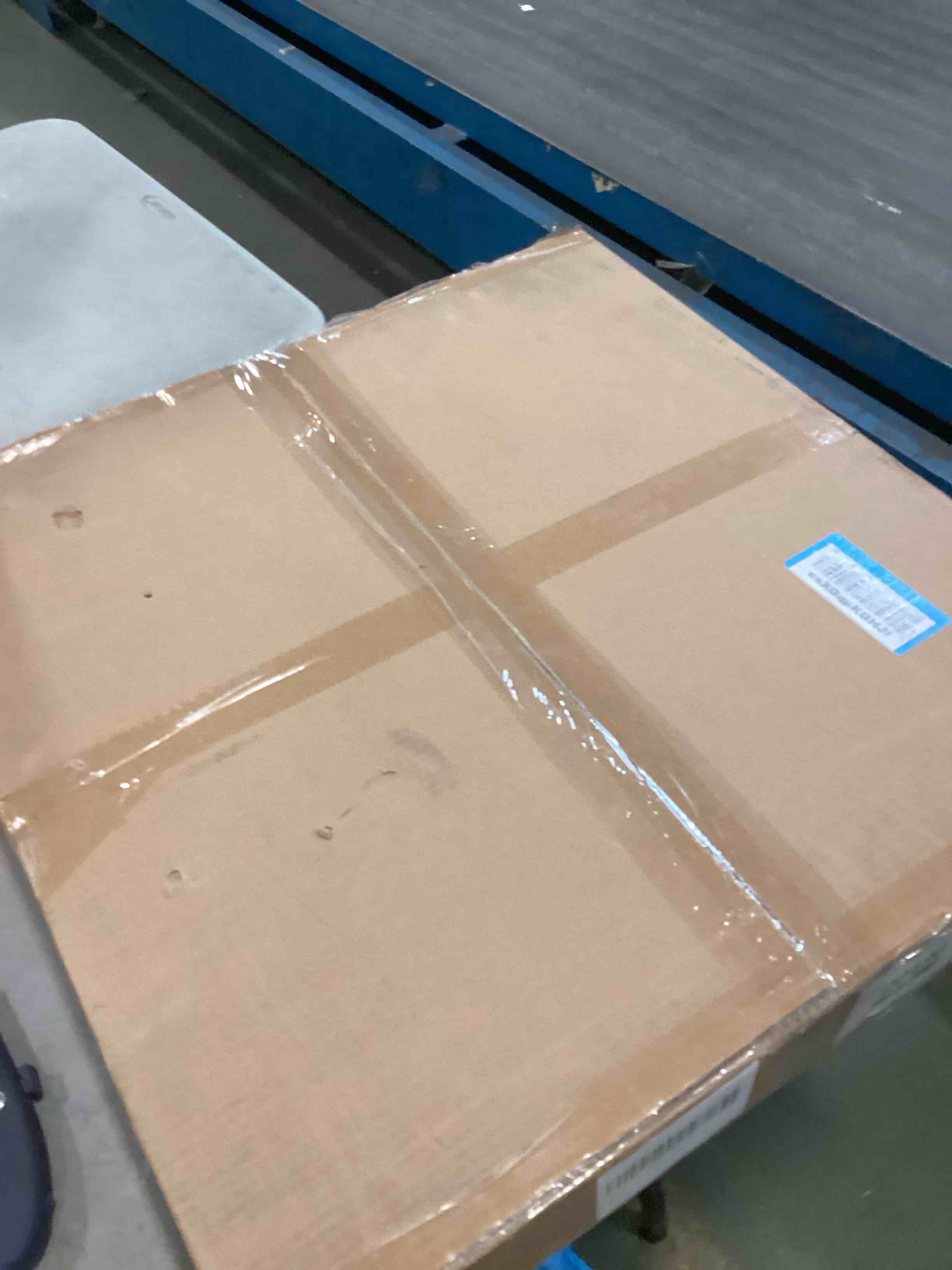 https://s3.amazonaws.com/lotting-images-prod/bidfta/YEL6422744_1718887522313.jpeg