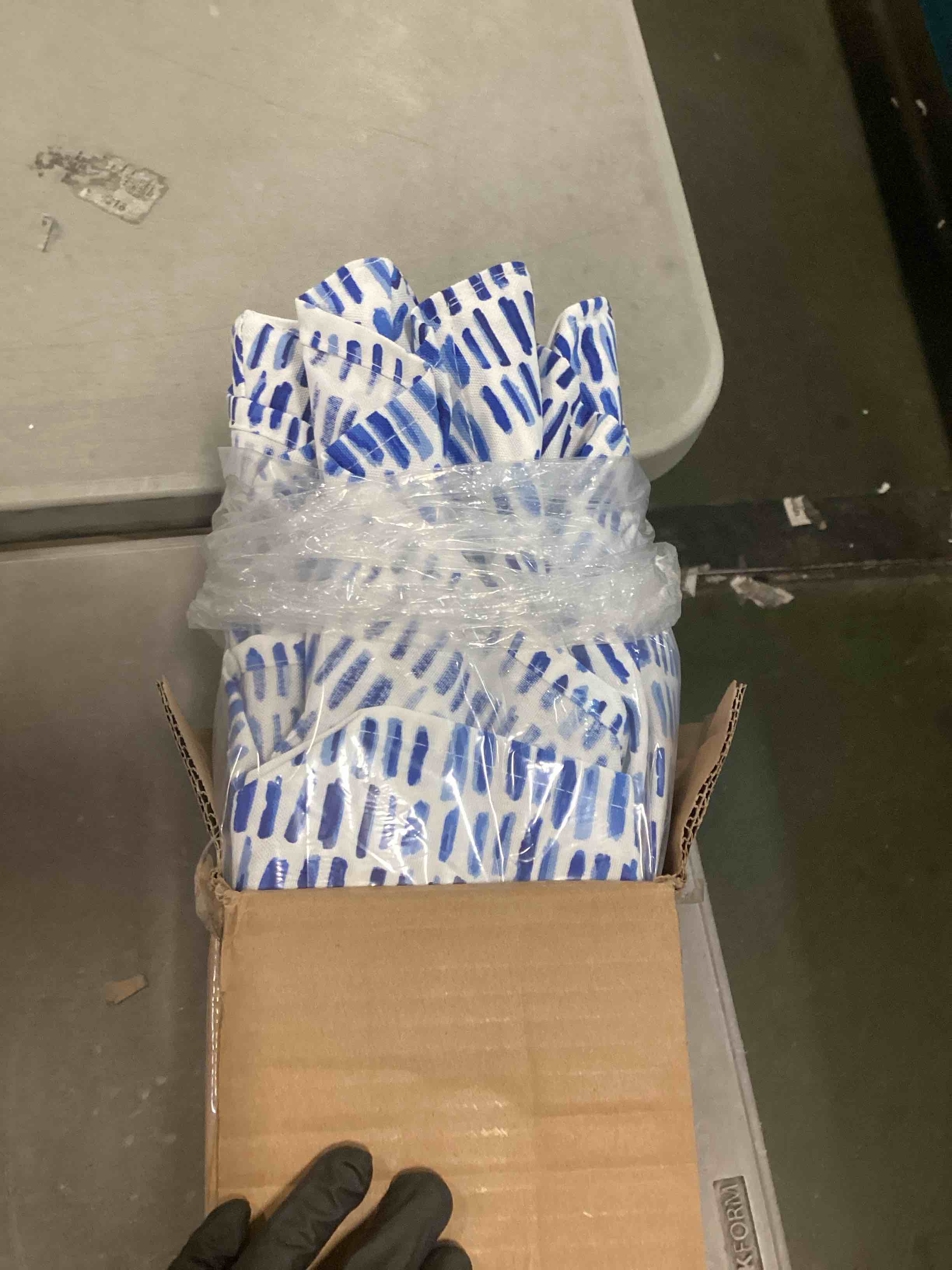 https://s3.amazonaws.com/lotting-images-prod/bidfta/YEL6422850_1718899854259.jpeg
