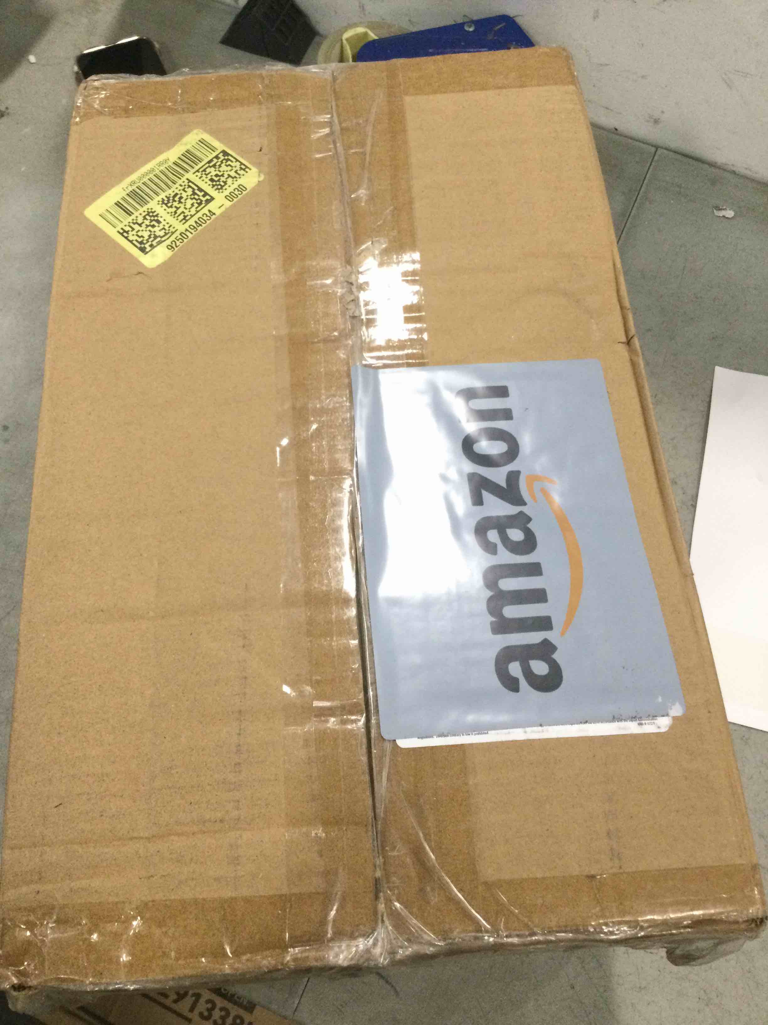 https://s3.amazonaws.com/lotting-images-prod/bidfta/YEL6423055_1718943929381.jpeg