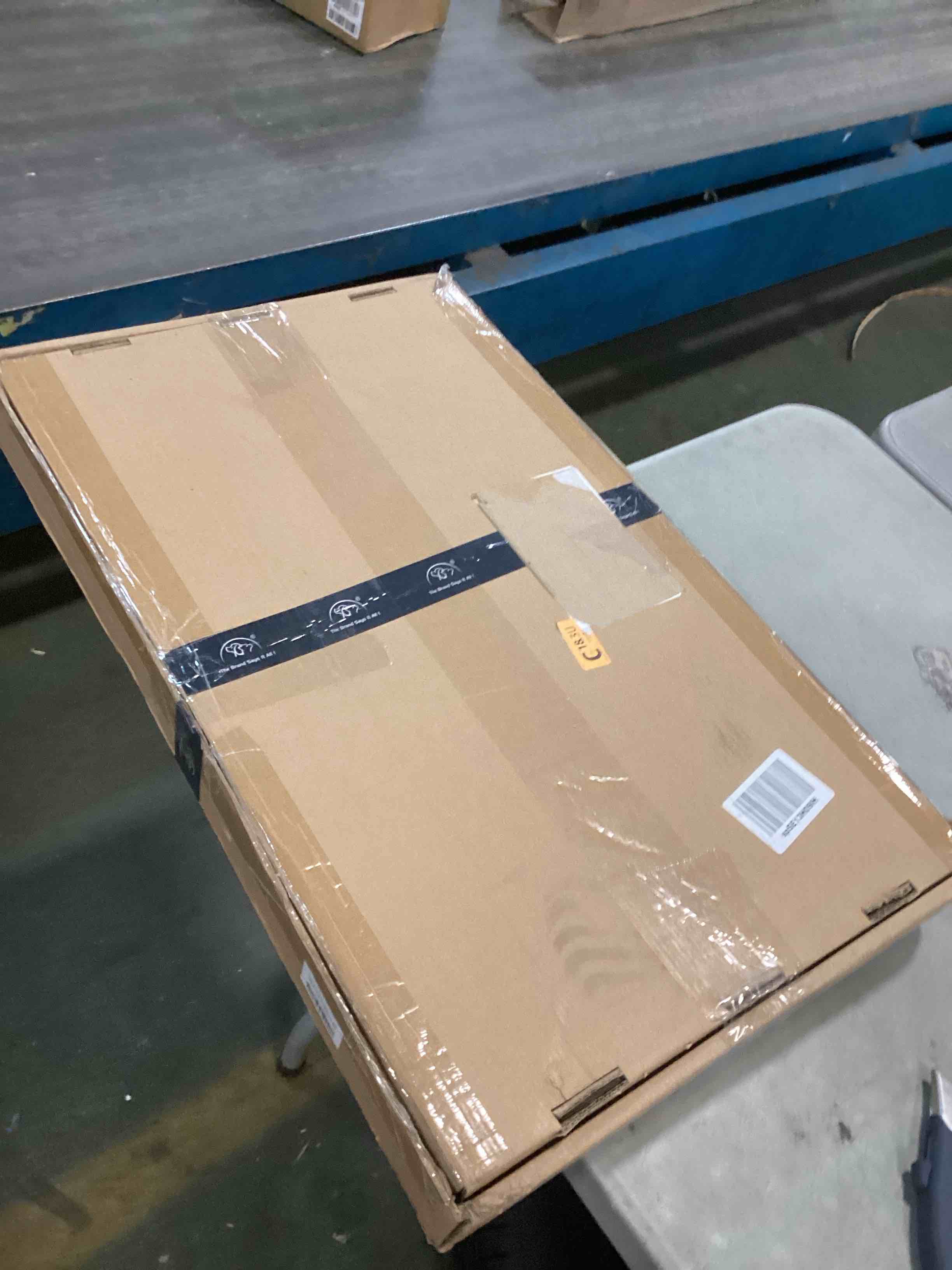 https://s3.amazonaws.com/lotting-images-prod/bidfta/YEL6423222_1718986688576.jpeg