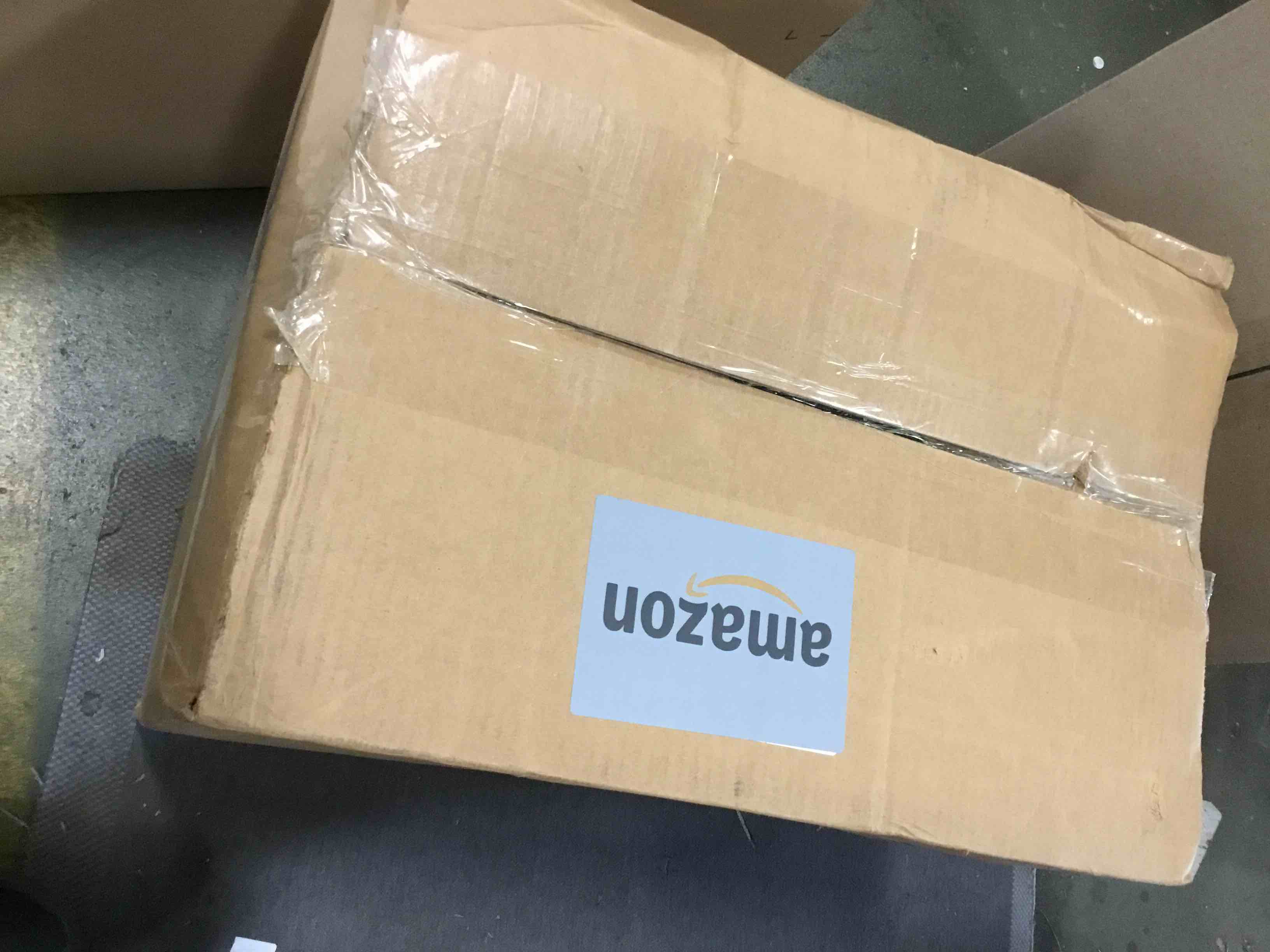 https://s3.amazonaws.com/lotting-images-prod/bidfta/YEL6423465_1718649502984.jpeg