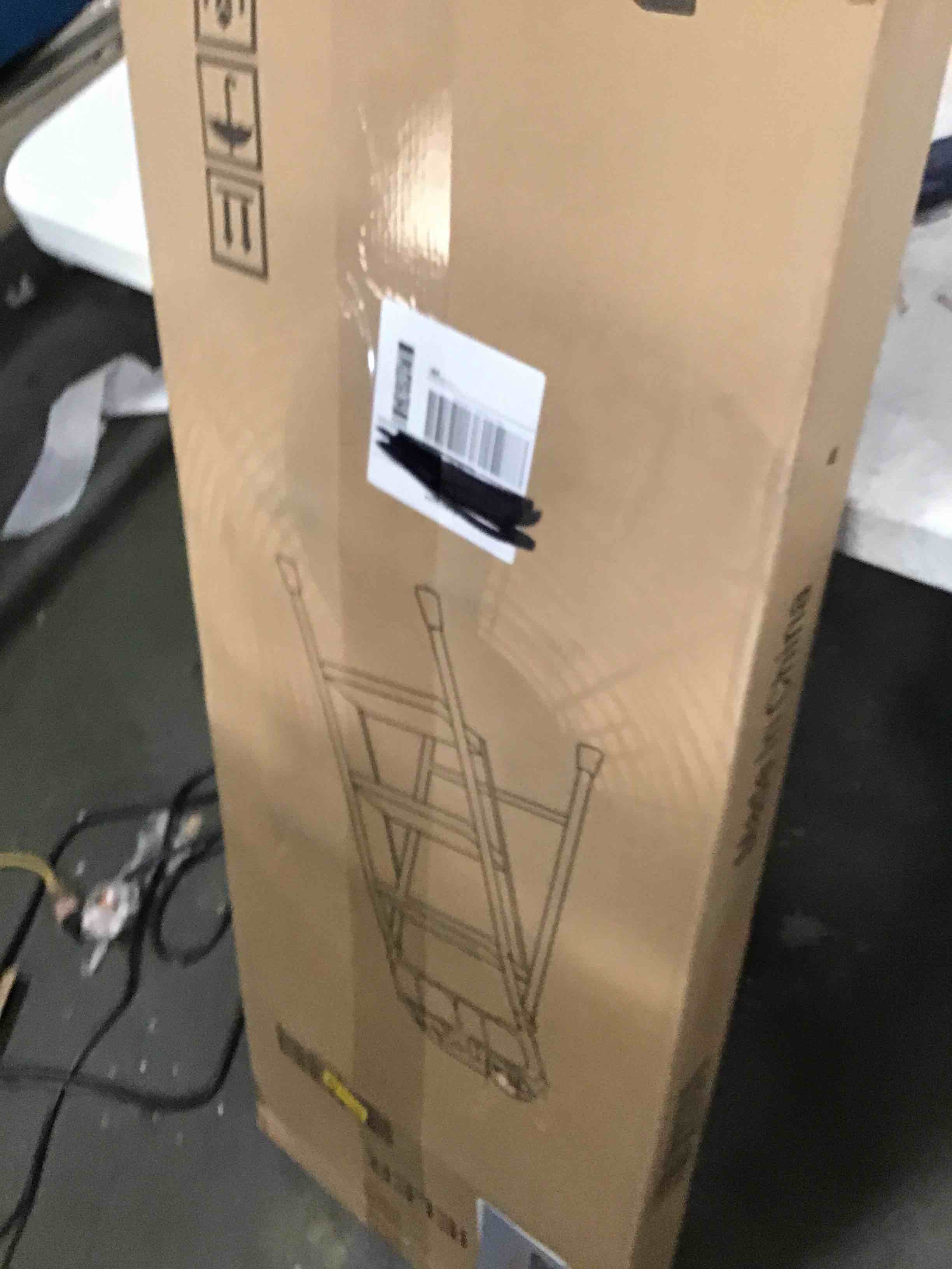 https://s3.amazonaws.com/lotting-images-prod/bidfta/YEL6425234_1719226944810.jpeg